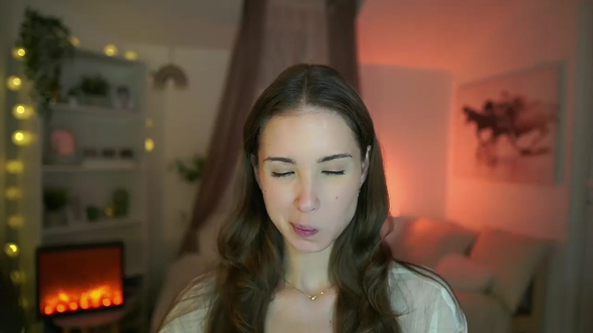 Gallery image thumbnail from Shy_jane's myfreecams stream on, 08/04/2024, 12:15 image 6 of 20