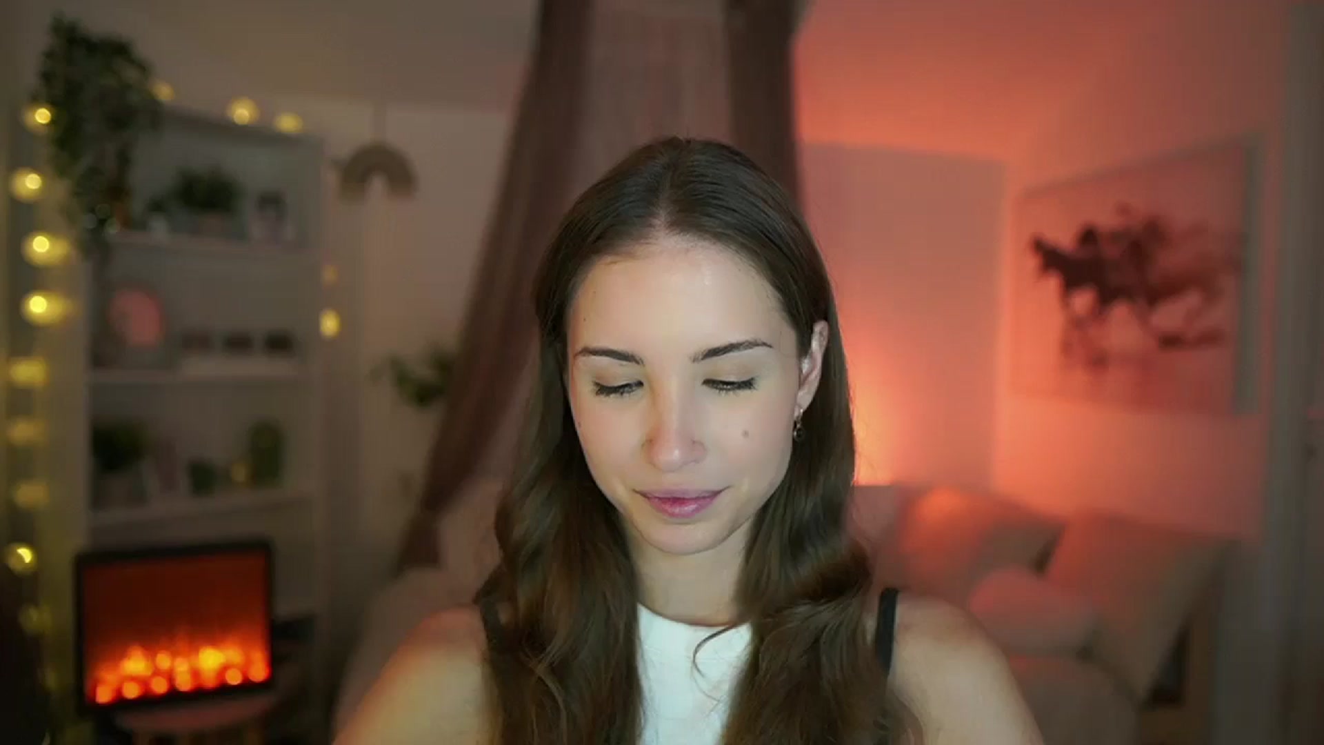 Gallery image thumbnail from Shy_jane's myfreecams stream on, 08/04/2024, 13:23 image 8 of 20