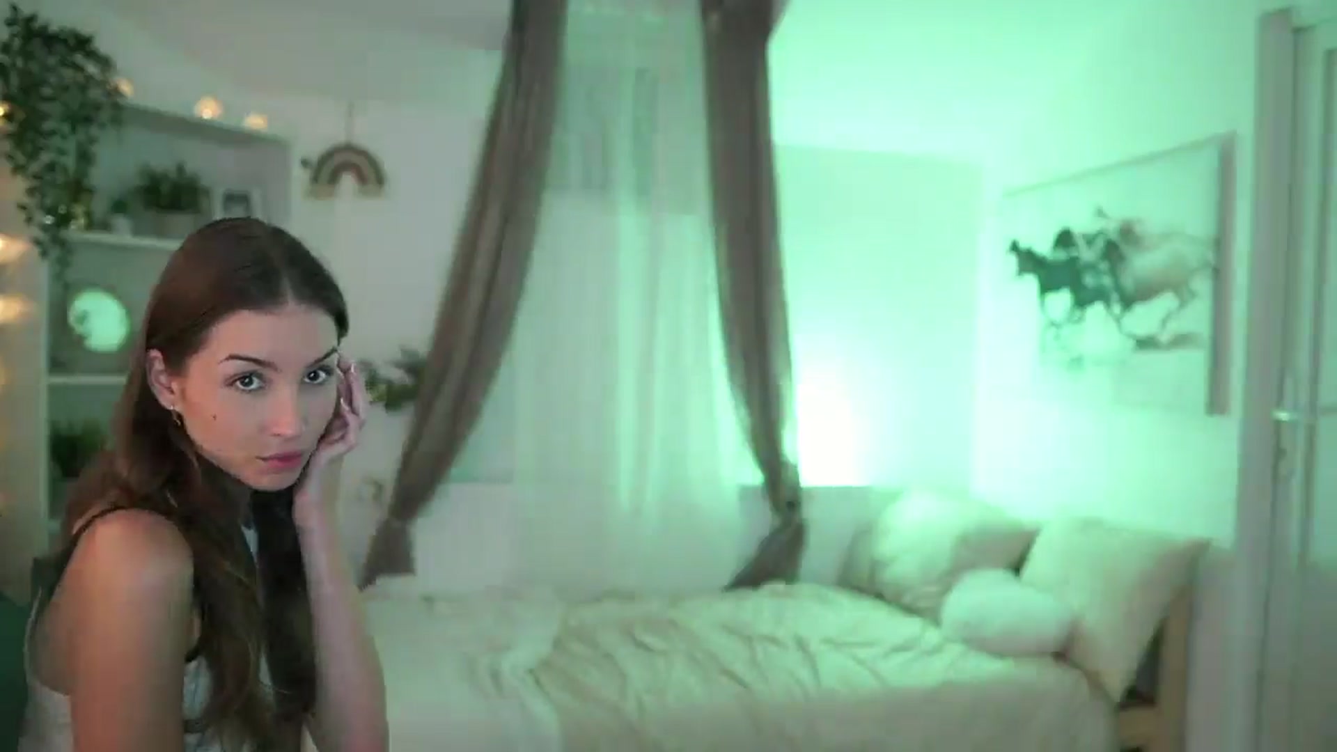 Gallery image thumbnail from Shy_jane's myfreecams stream on, 08/04/2024, 16:10 image 4 of 20