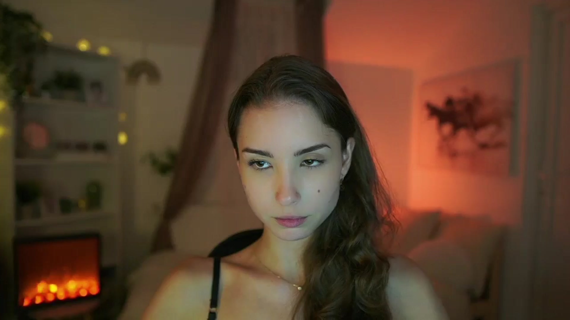Gallery image thumbnail from Shy_jane's myfreecams stream on, 08/07/2024, 16:39 image 15 of 20