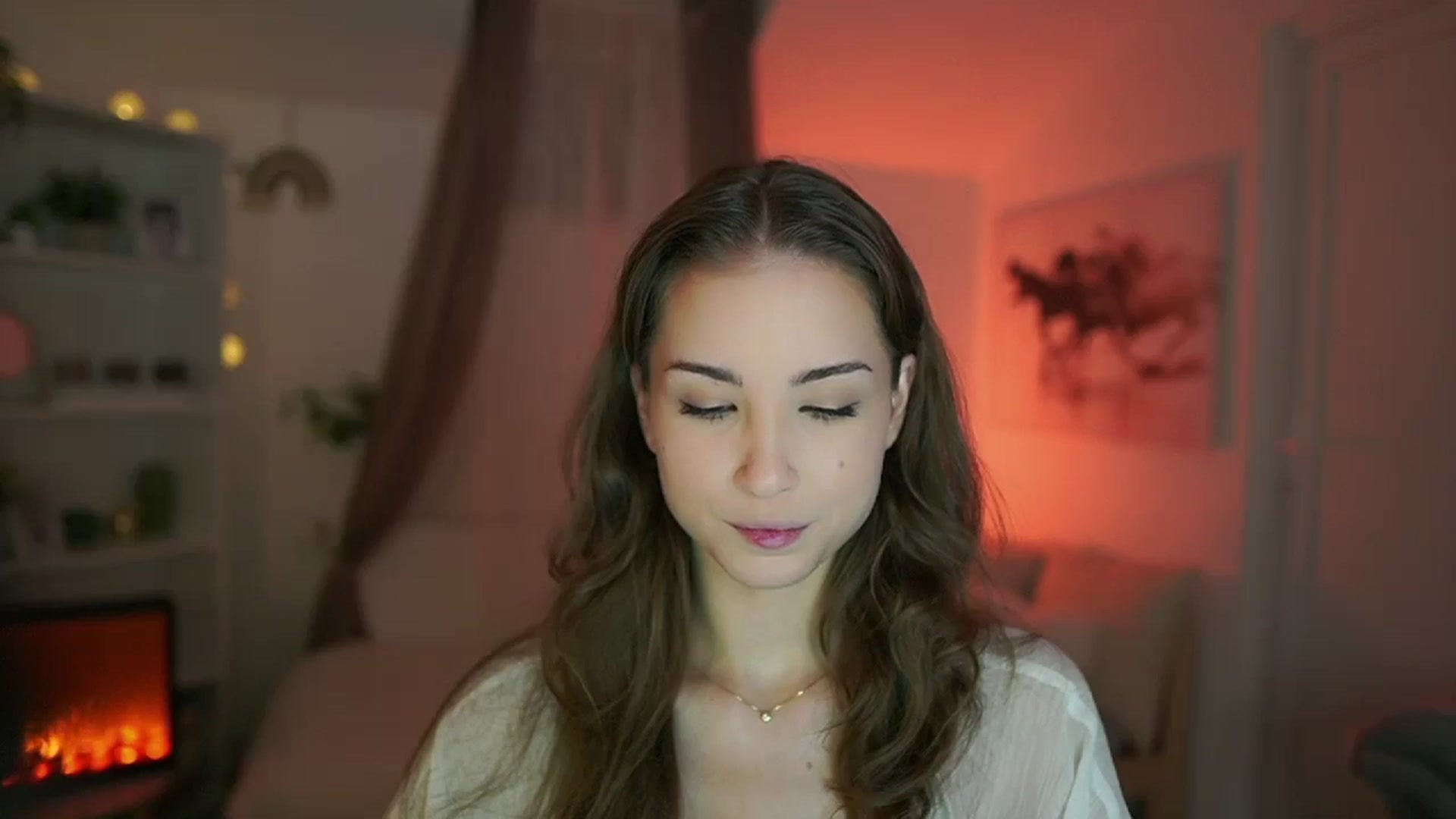 Gallery image thumbnail from Shy_jane's myfreecams stream on, 08/08/2024, 08:11 image 16 of 20