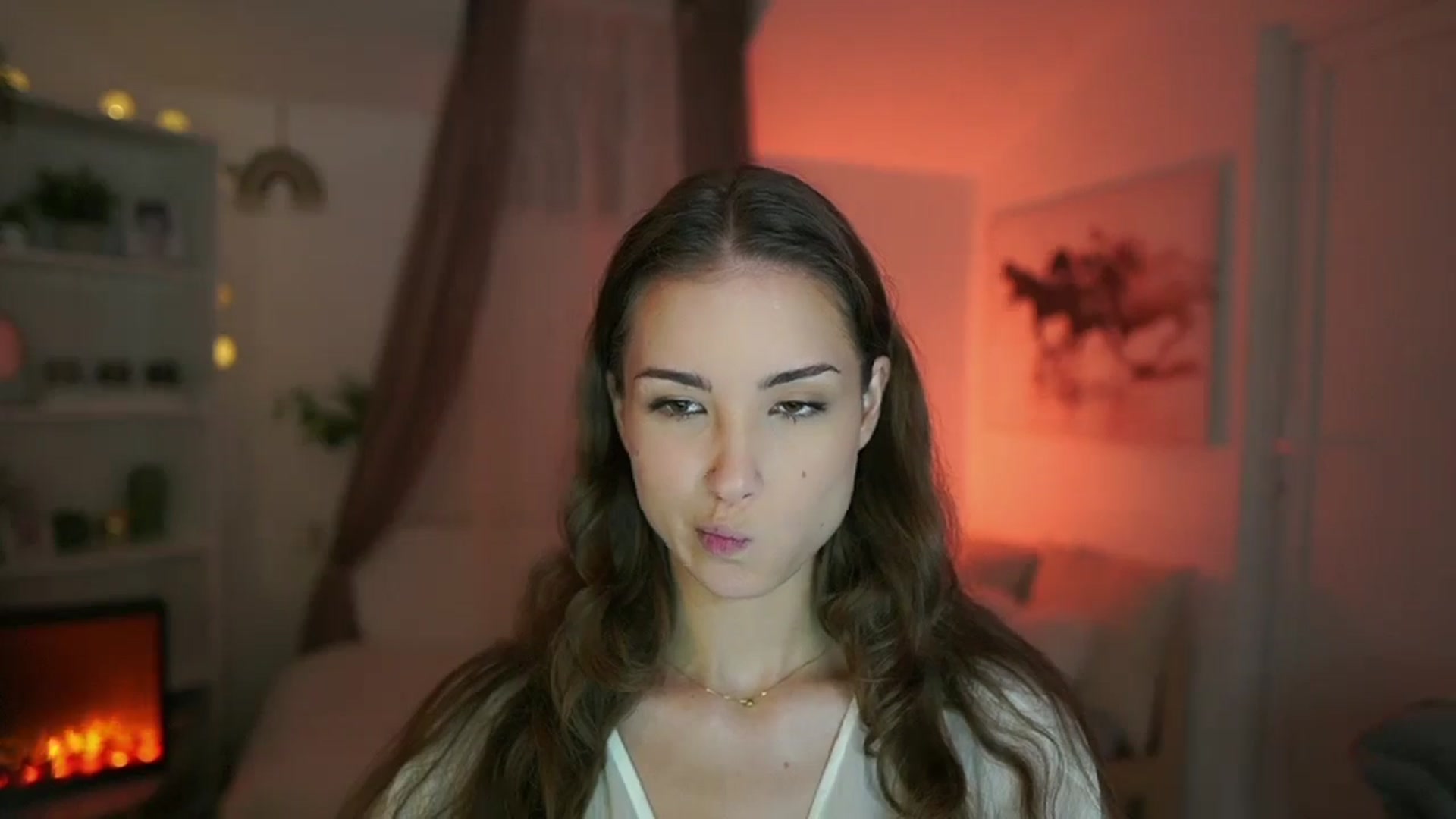 Gallery image thumbnail from Shy_jane's myfreecams stream on, 08/08/2024, 09:28 image 13 of 20