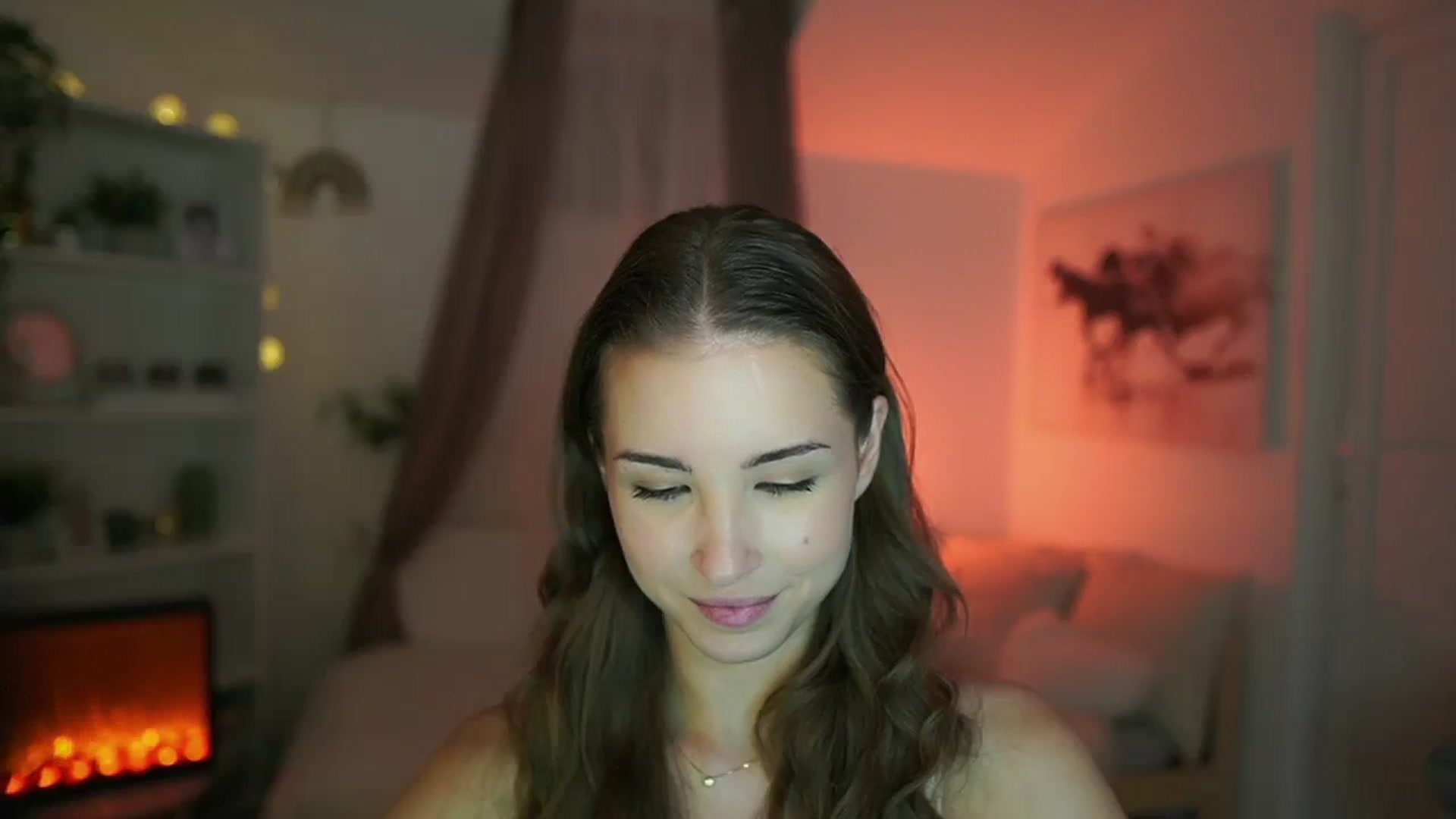 Gallery image thumbnail from Shy_jane's myfreecams stream on, 08/08/2024, 14:07 image 4 of 20