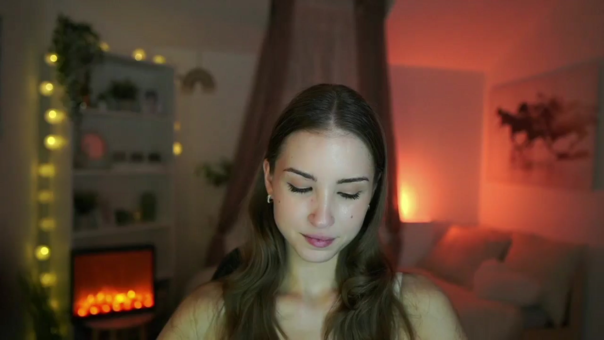 Gallery image thumbnail from Shy_jane's myfreecams stream on, 08/12/2024, 16:39 image 1 of 20
