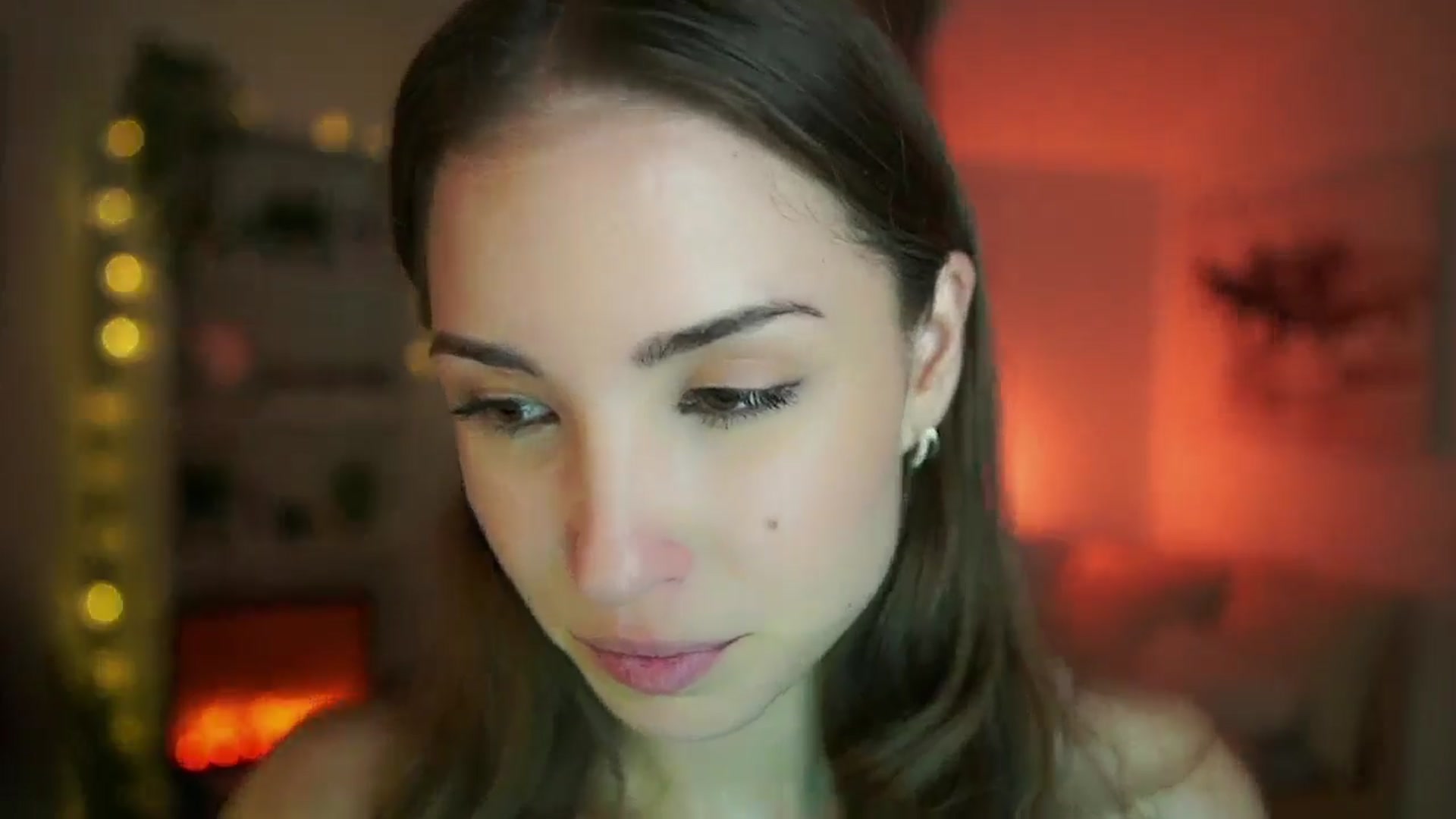 Gallery image thumbnail from Shy_jane's myfreecams stream on, 08/12/2024, 16:39 image 7 of 20