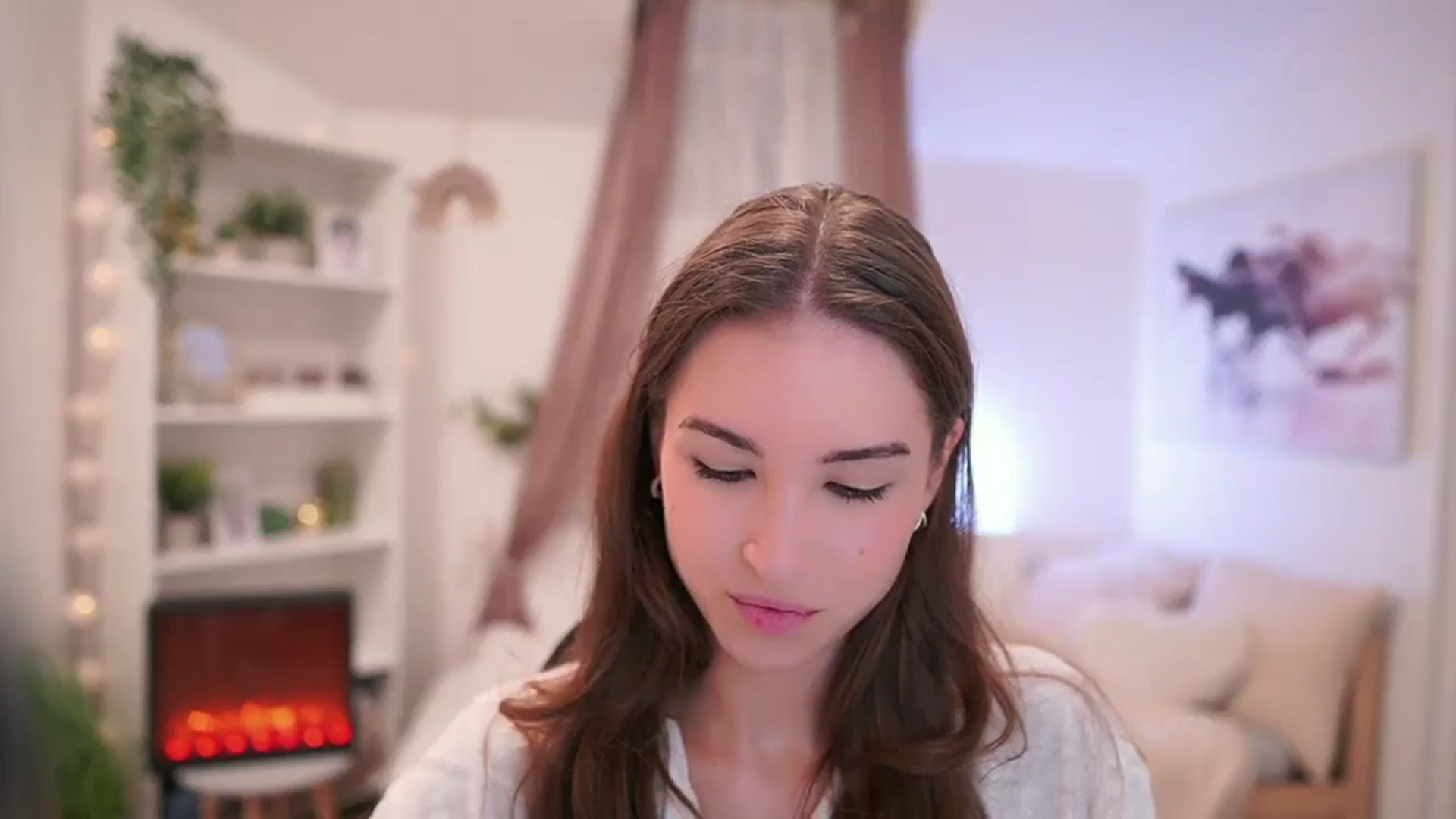 Gallery image thumbnail from Shy_jane's myfreecams stream on, 08/13/2024, 11:43 image 3 of 20