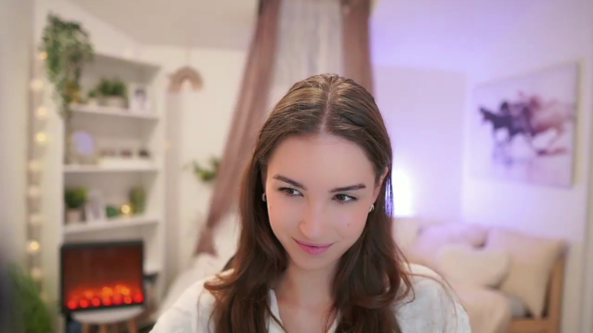 Gallery image thumbnail from Shy_jane's myfreecams stream on, 08/13/2024, 11:43 image 4 of 20