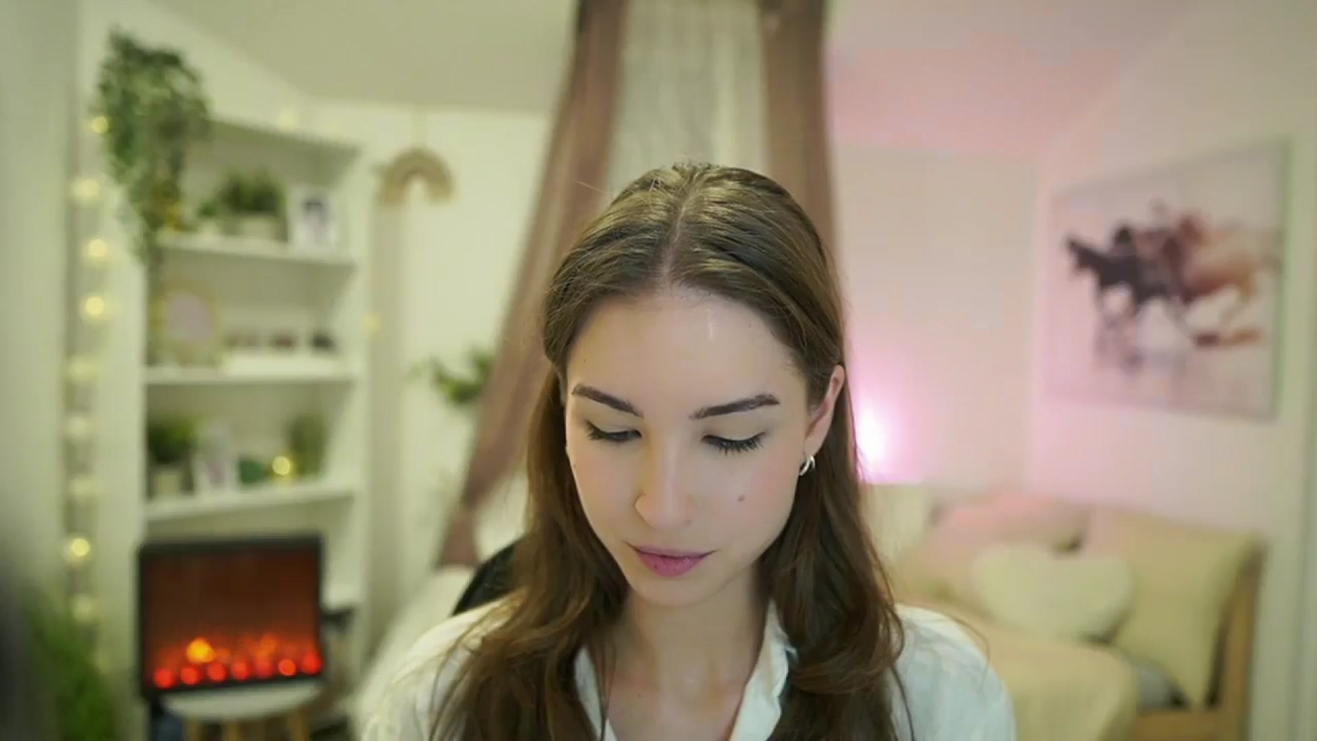 Gallery image thumbnail from Shy_jane's myfreecams stream on, 08/13/2024, 11:43 image 19 of 20