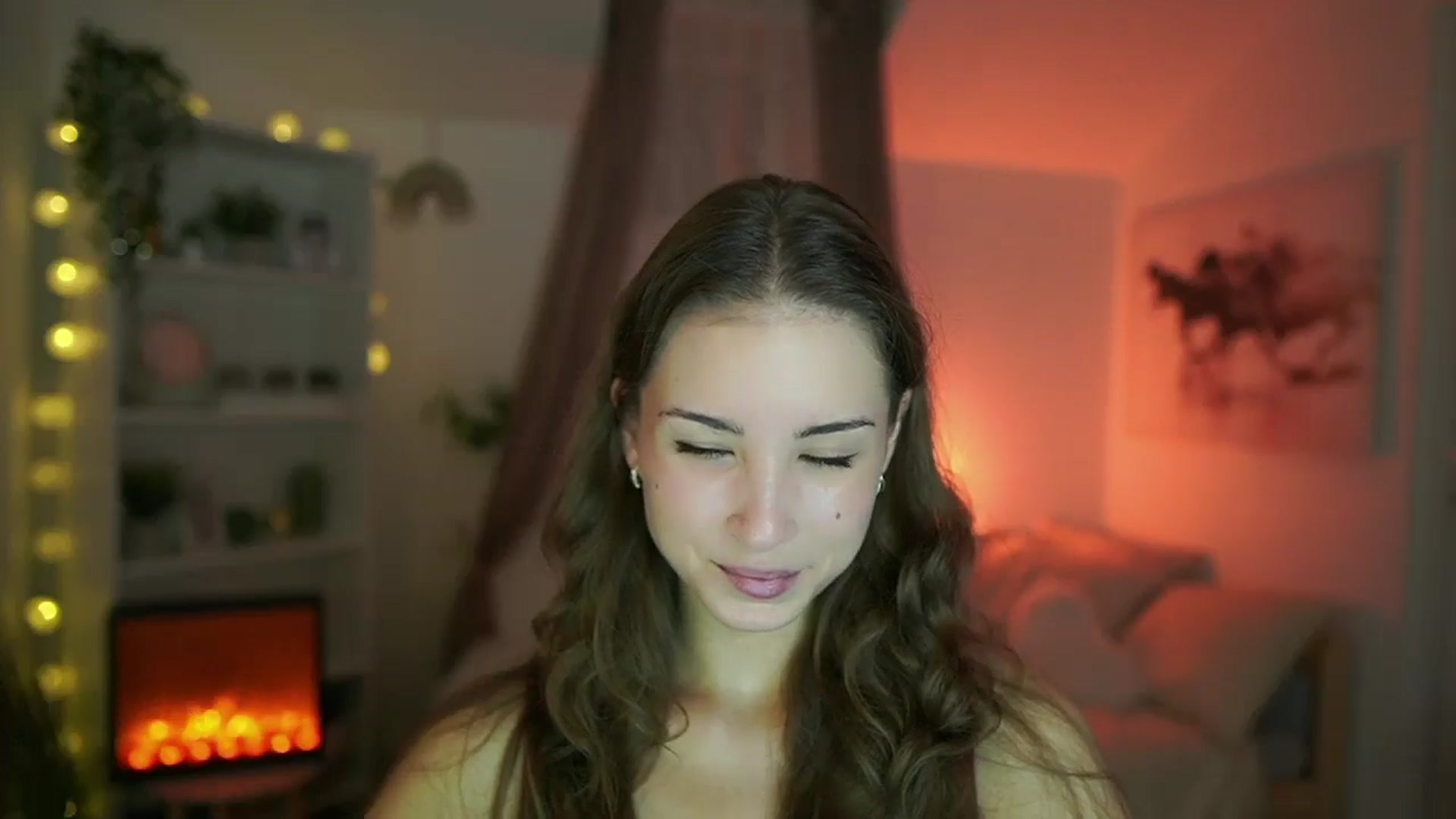 Gallery image thumbnail from Shy_jane's myfreecams stream on, 08/24/2024, 09:38 image 10 of 20