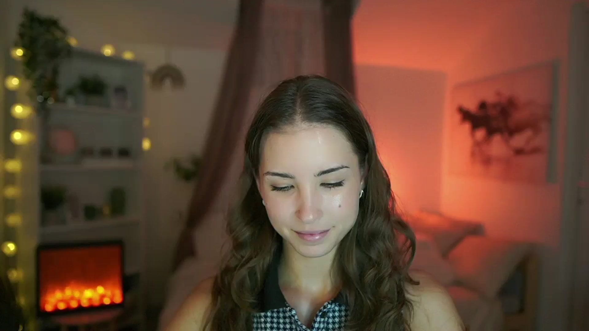 Gallery image thumbnail from Shy_jane's myfreecams stream on, 08/24/2024, 12:40 image 8 of 20