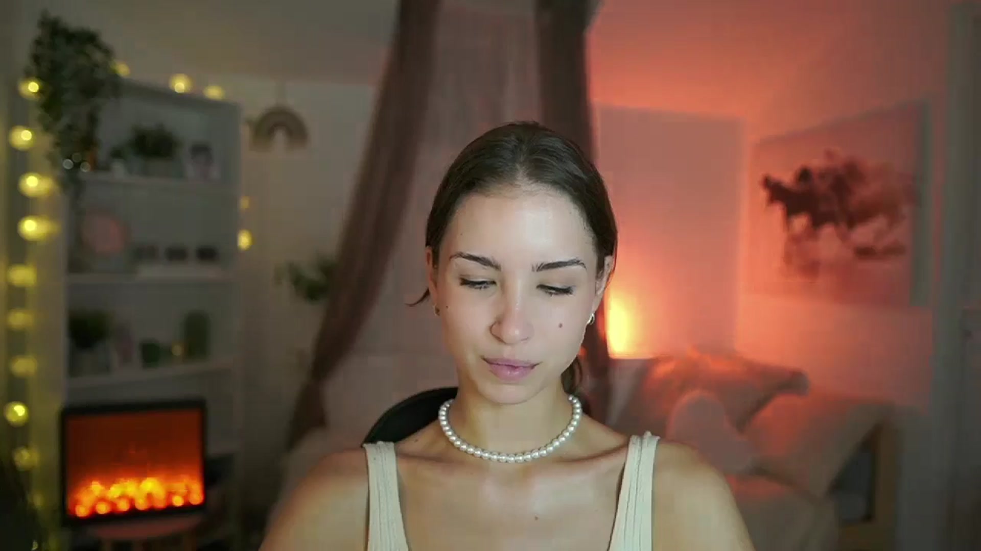 Gallery image thumbnail from Shy_jane's myfreecams stream on, 08/27/2024, 09:24 image 7 of 20