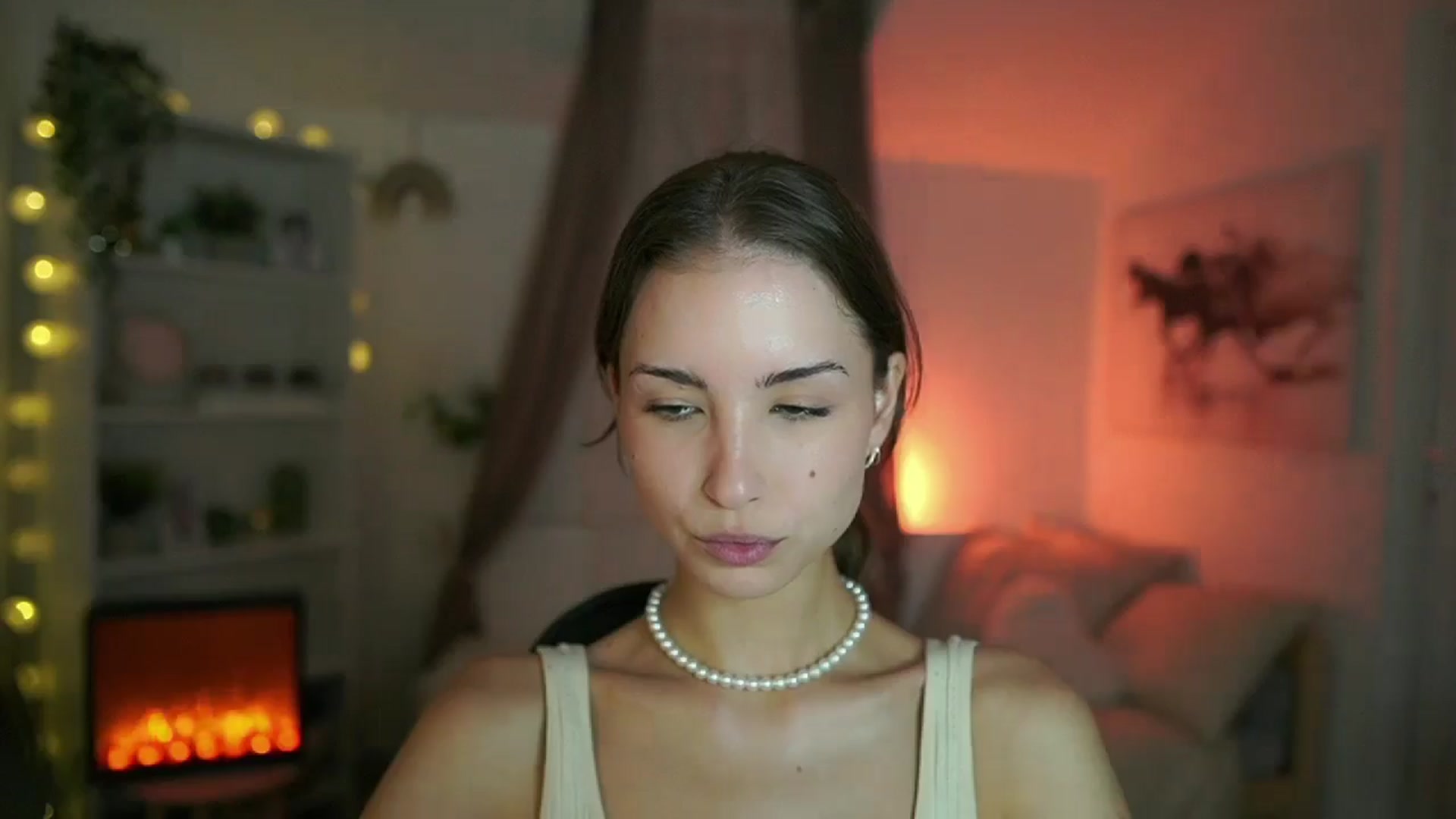 Gallery image thumbnail from Shy_jane's myfreecams stream on, 08/27/2024, 09:24 image 15 of 20
