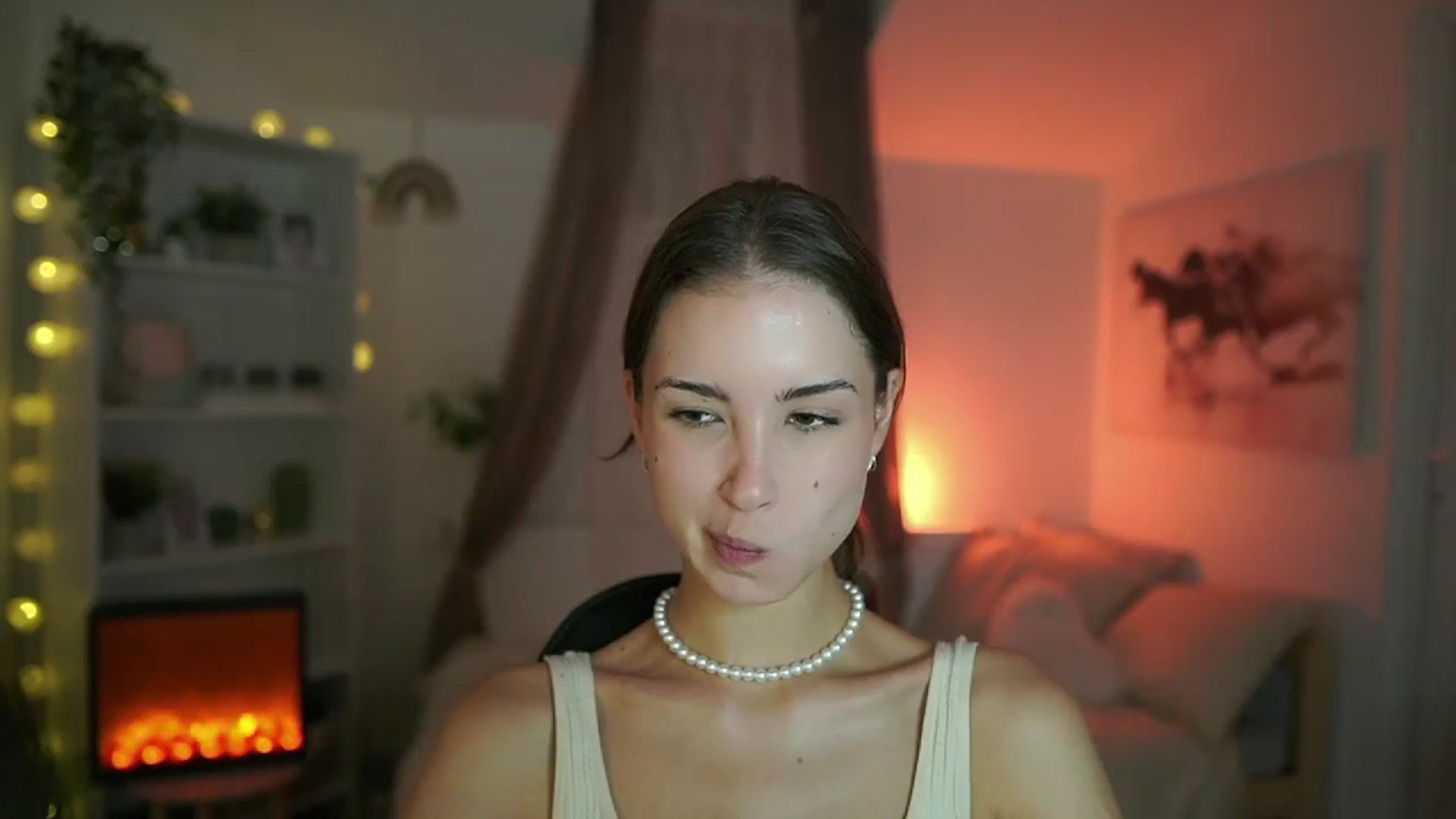 Gallery image thumbnail from Shy_jane's myfreecams stream on, 08/27/2024, 09:24 image 6 of 20