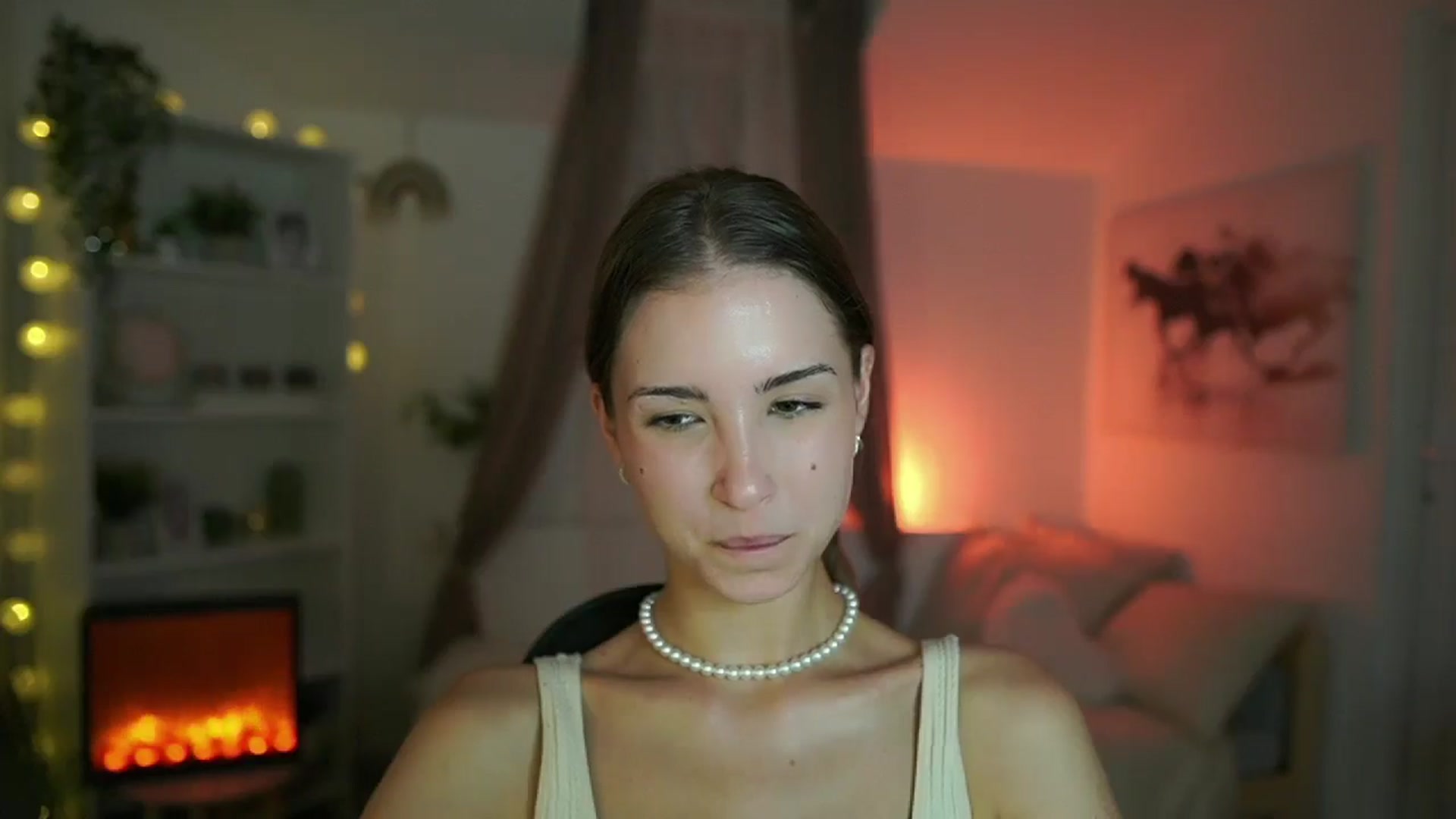 Gallery image thumbnail from Shy_jane's myfreecams stream on, 08/27/2024, 12:05 image 19 of 20