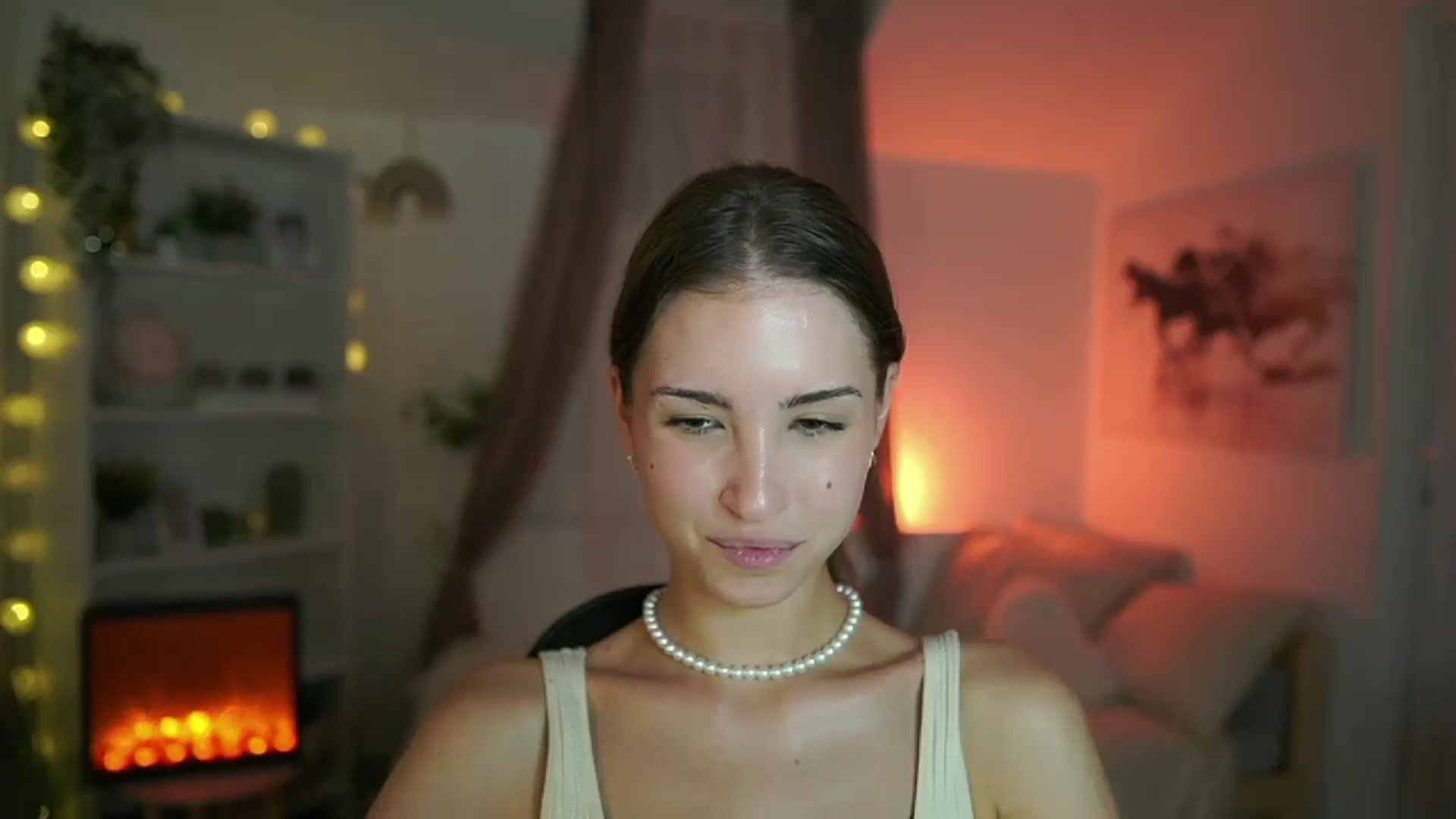 Gallery image thumbnail from Shy_jane's myfreecams stream on, 08/27/2024, 12:05 image 18 of 20