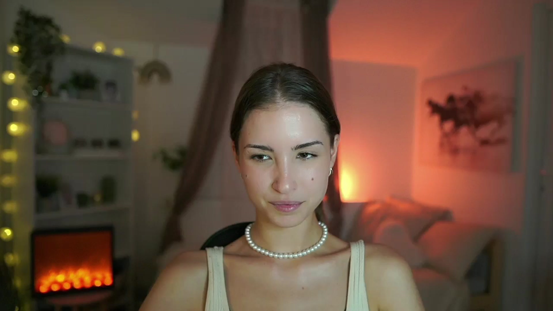 Gallery image thumbnail from Shy_jane's myfreecams stream on, 08/27/2024, 12:05 image 16 of 20
