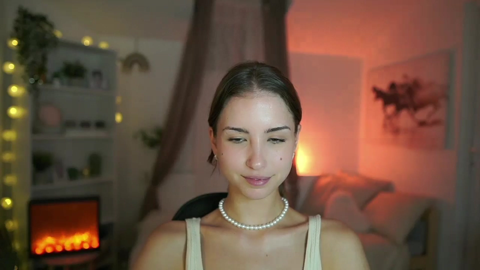 Gallery image thumbnail from Shy_jane's myfreecams stream on, 08/27/2024, 12:05 image 6 of 20