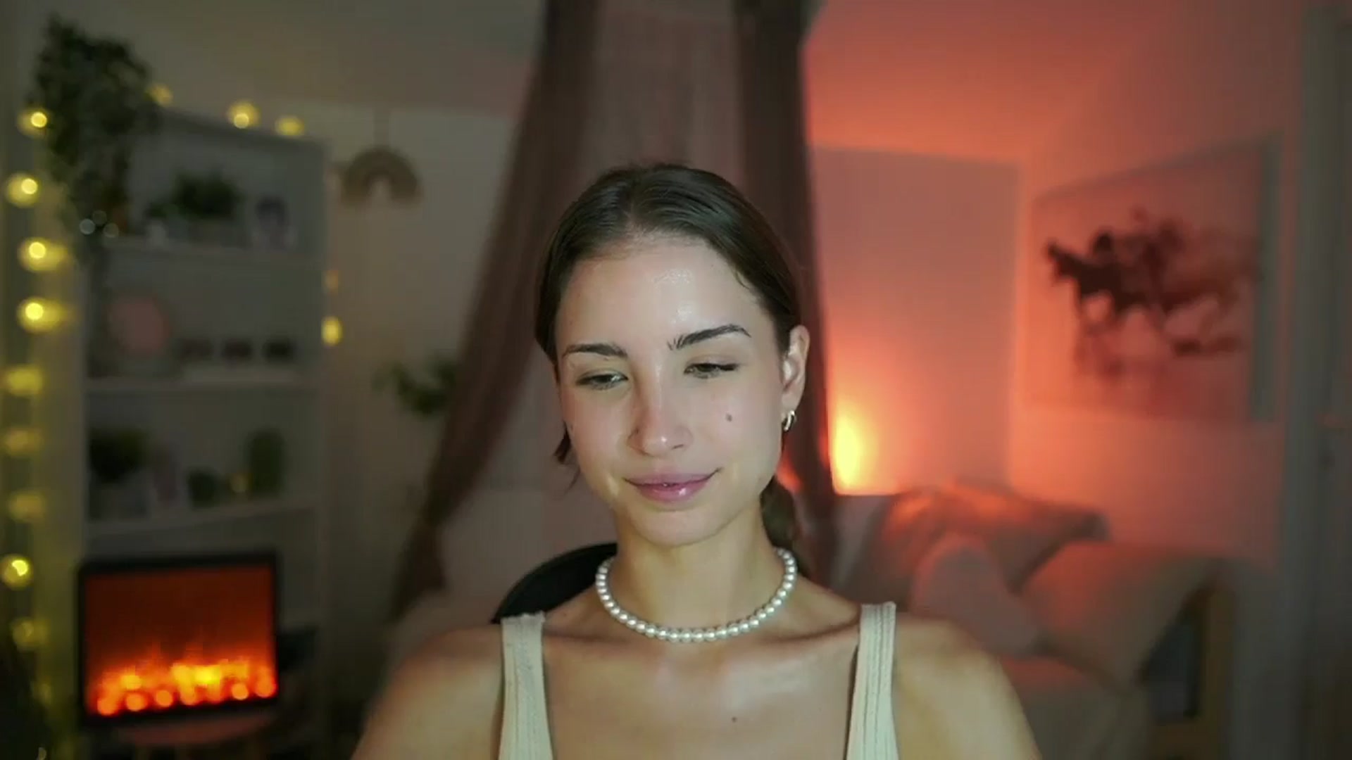 Gallery image thumbnail from Shy_jane's myfreecams stream on, 08/27/2024, 12:05 image 10 of 20