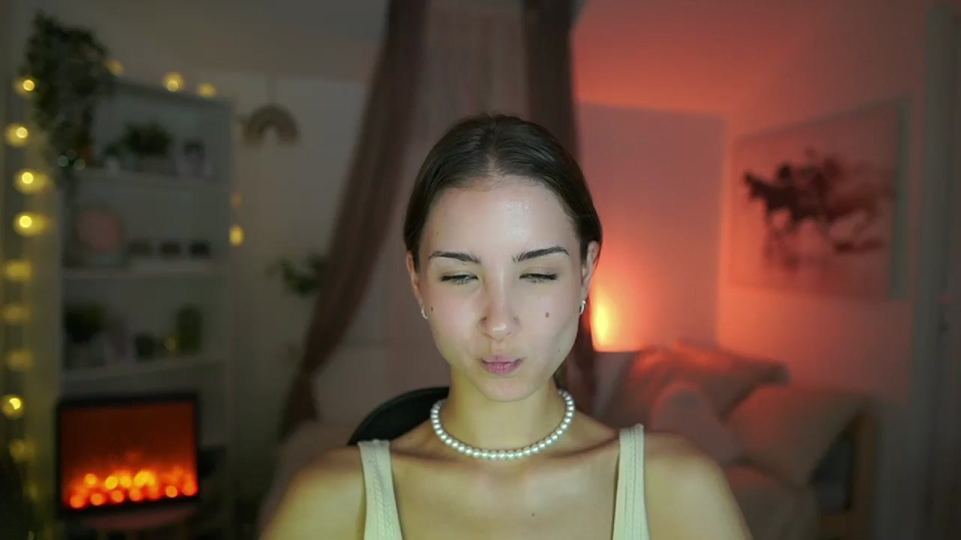 Gallery image thumbnail from Shy_jane's myfreecams stream on, 08/27/2024, 13:02 image 6 of 20