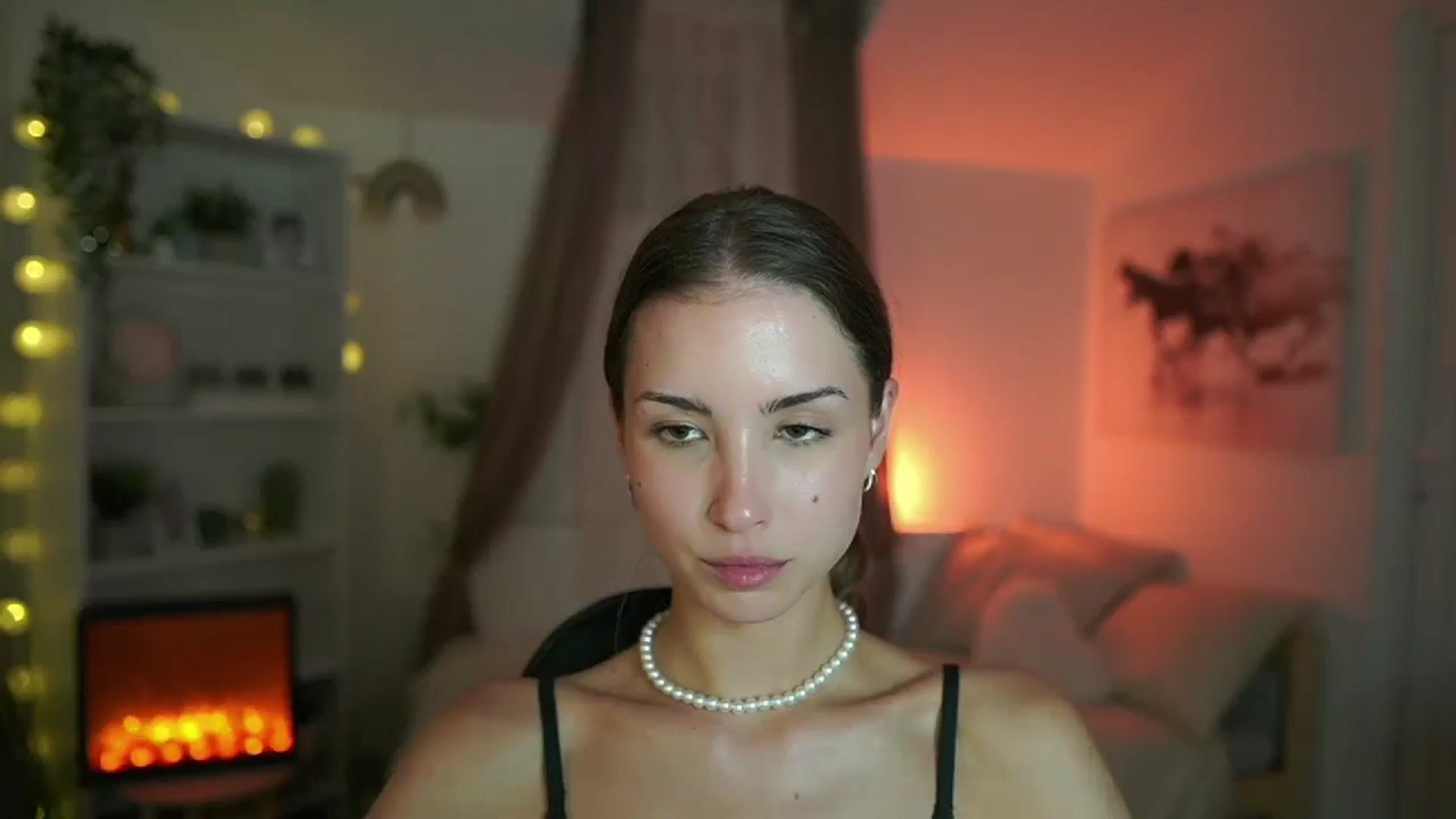 Gallery image thumbnail from Shy_jane's myfreecams stream on, 08/27/2024, 15:33 image 18 of 20