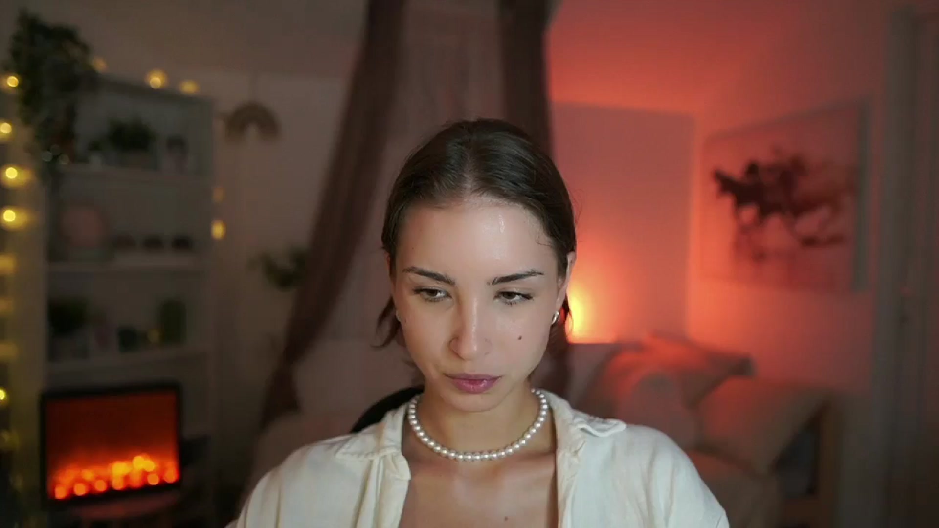 Gallery image thumbnail from Shy_jane's myfreecams stream on, 08/29/2024, 09:45 image 18 of 20