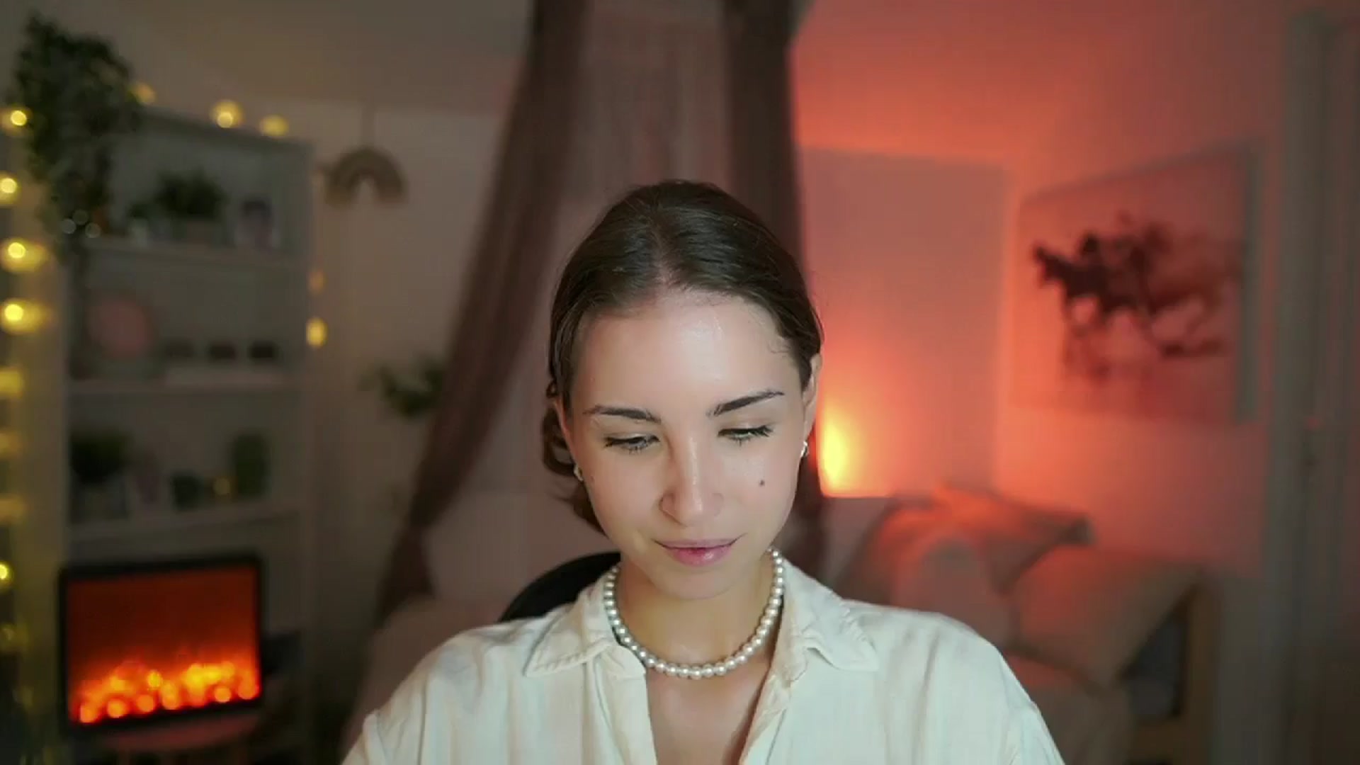 Gallery image thumbnail from Shy_jane's myfreecams stream on, 08/29/2024, 10:33 image 9 of 20