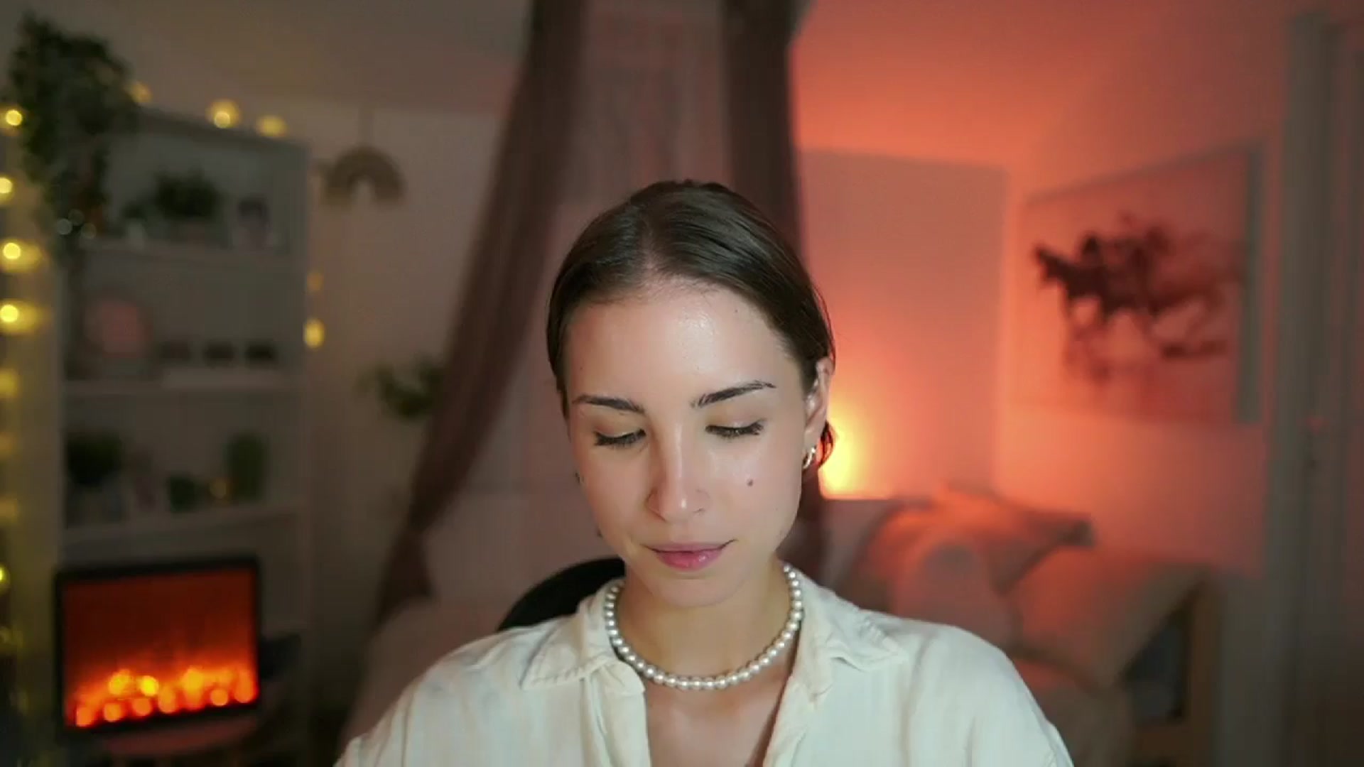 Gallery image thumbnail from Shy_jane's myfreecams stream on, 08/29/2024, 13:21 image 3 of 20