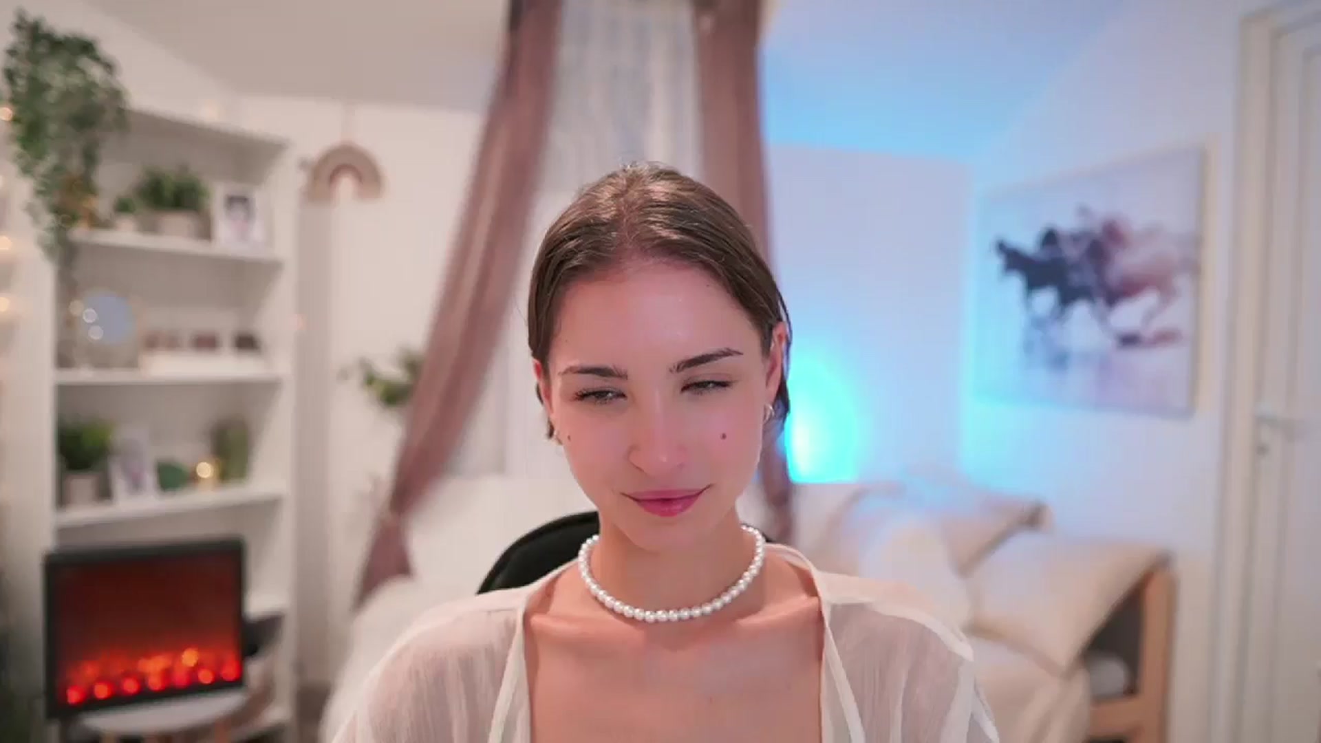 Gallery image thumbnail from Shy_jane's myfreecams stream on, 08/29/2024, 16:14 image 4 of 20