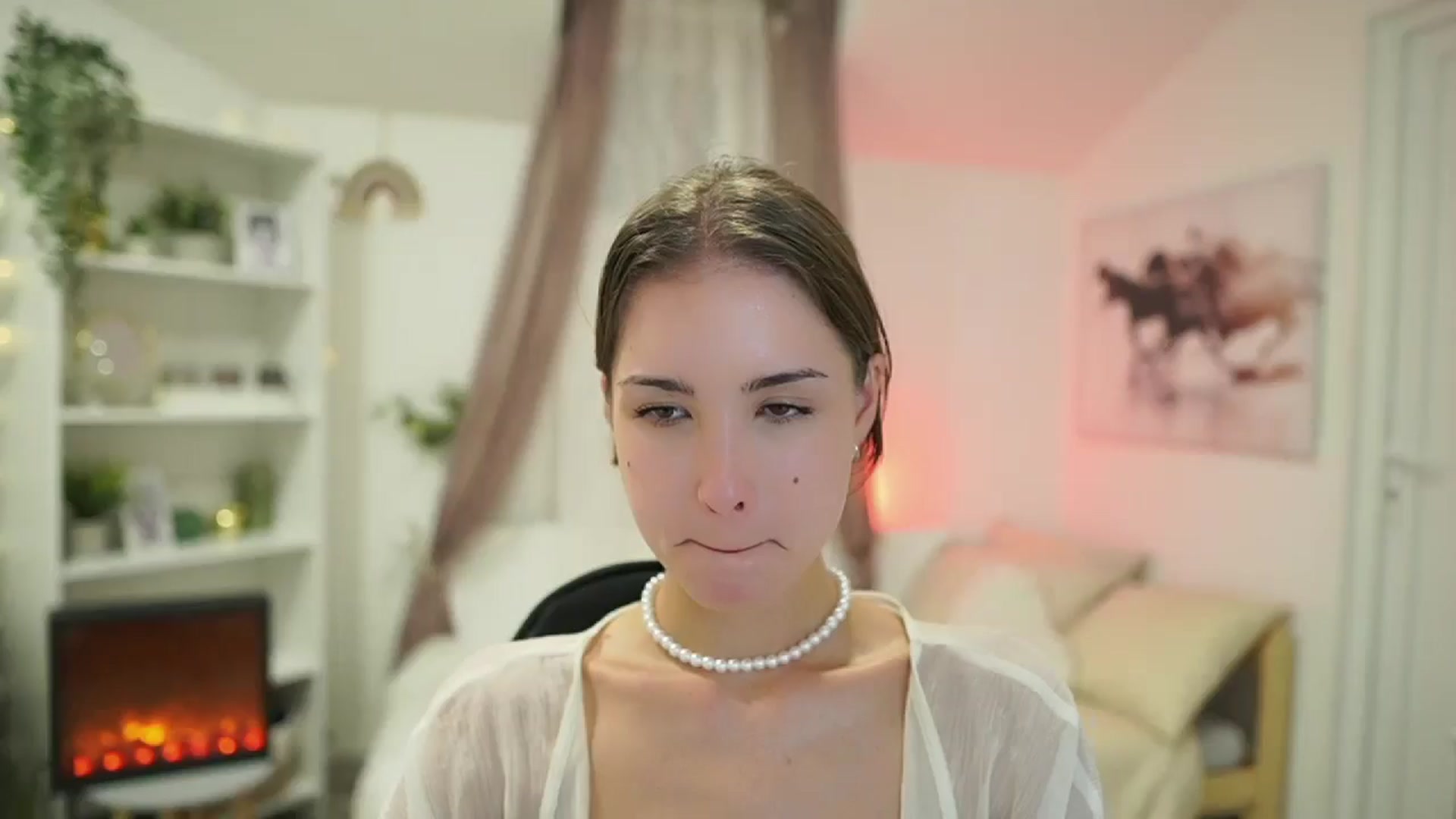 Gallery image thumbnail from Shy_jane's myfreecams stream on, 08/29/2024, 16:14 image 2 of 20