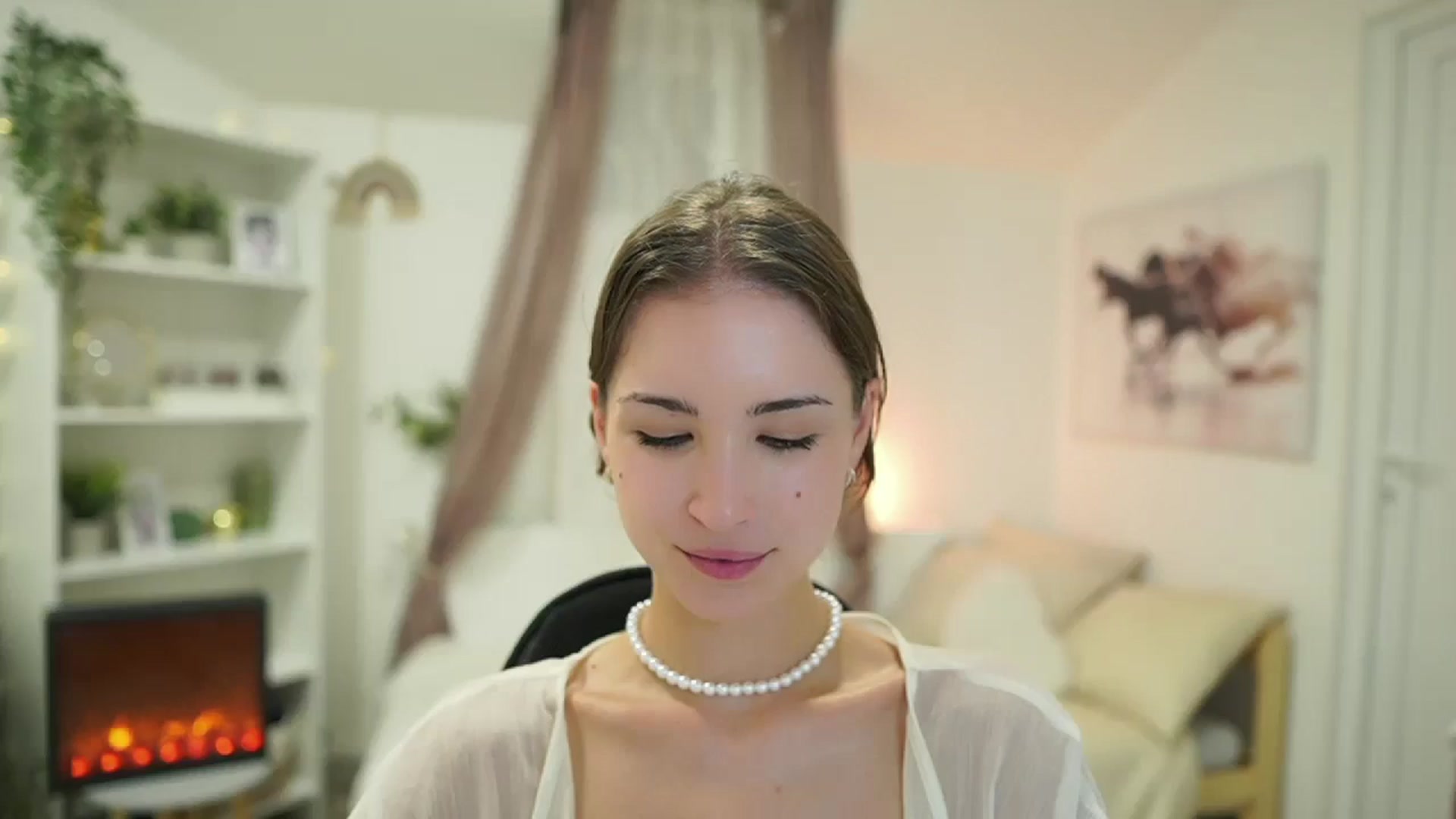 Gallery image thumbnail from Shy_jane's myfreecams stream on, 08/29/2024, 16:14 image 10 of 20