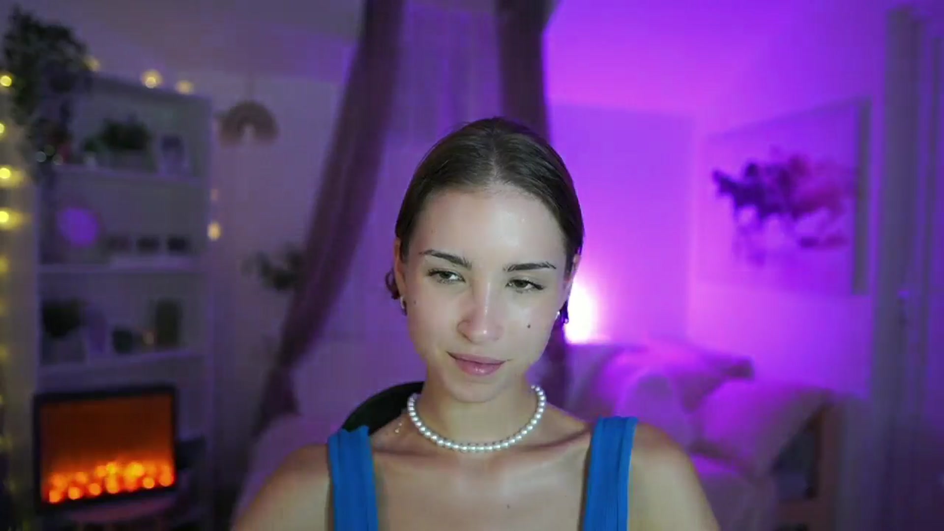Gallery image thumbnail from Shy_jane's myfreecams stream on, 08/29/2024, 17:00 image 8 of 20