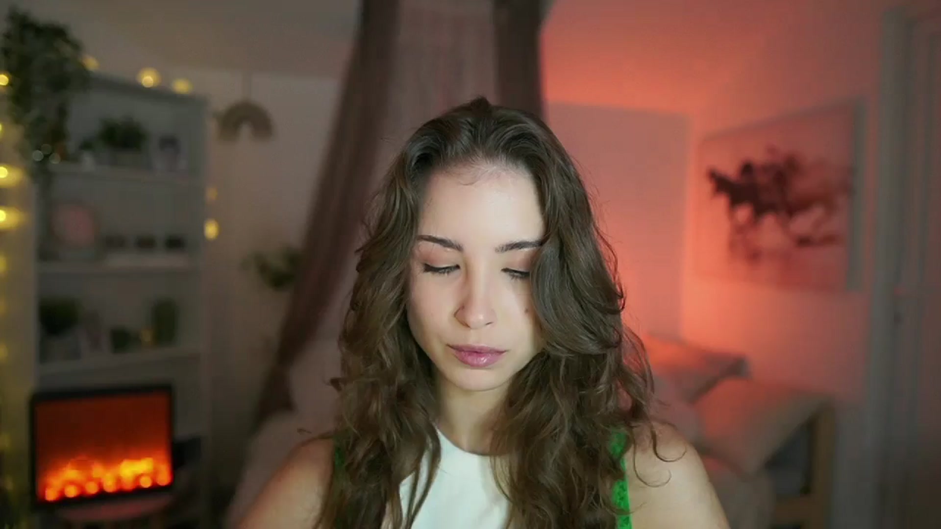 Gallery image thumbnail from Shy_jane's myfreecams stream on, 08/31/2024, 09:43 image 2 of 20