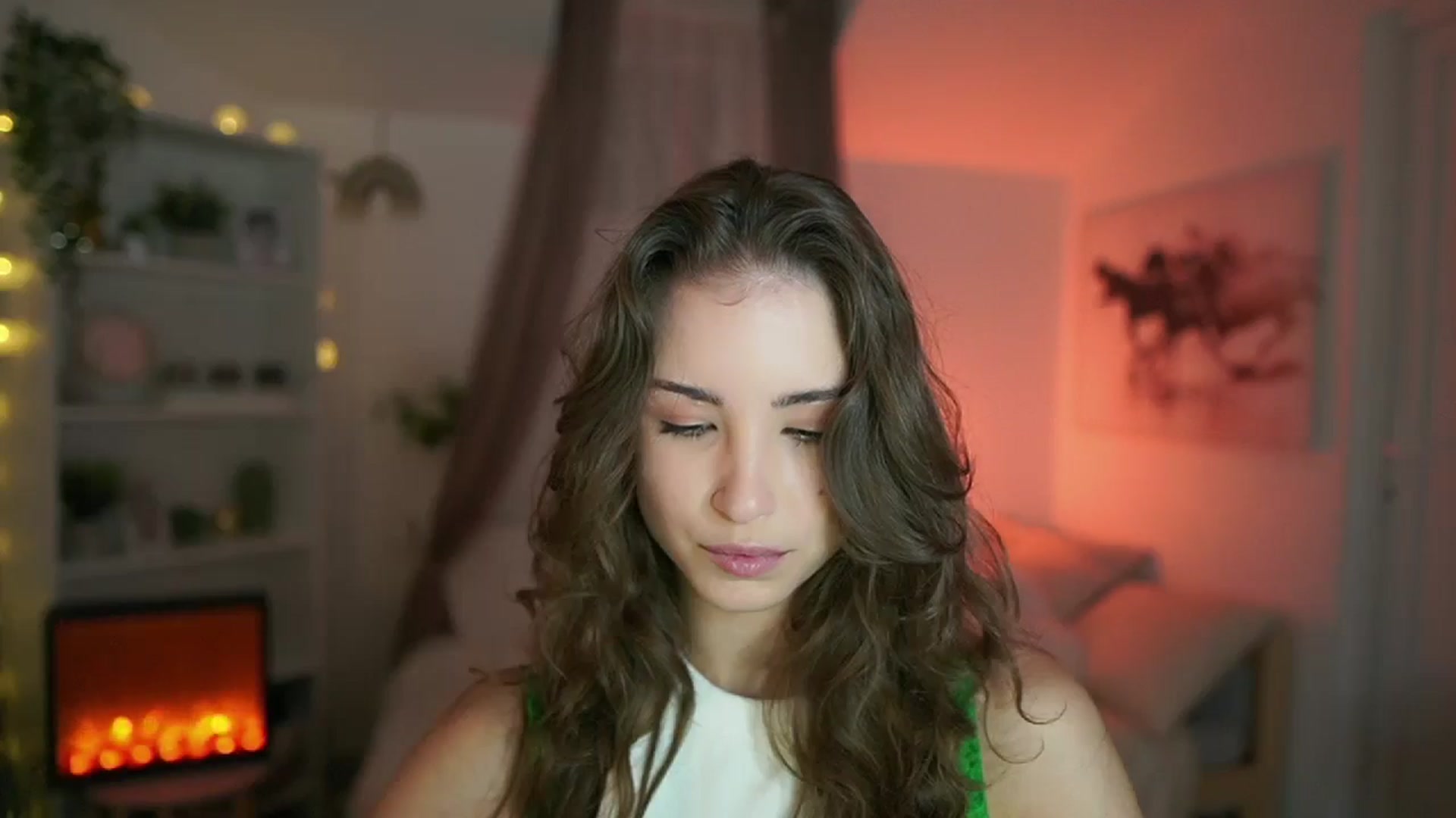 Gallery image thumbnail from Shy_jane's myfreecams stream on, 08/31/2024, 09:43 image 3 of 20