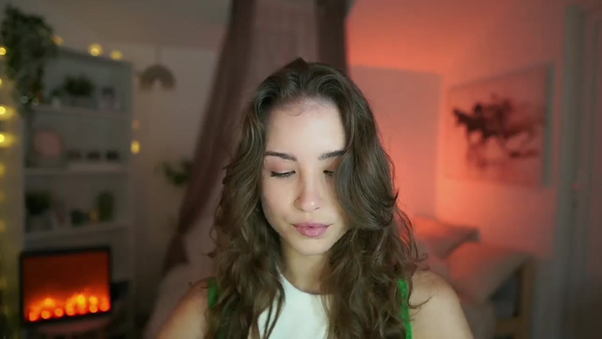 Gallery image thumbnail from Shy_jane's myfreecams stream on, 08/31/2024, 09:43 image 7 of 20