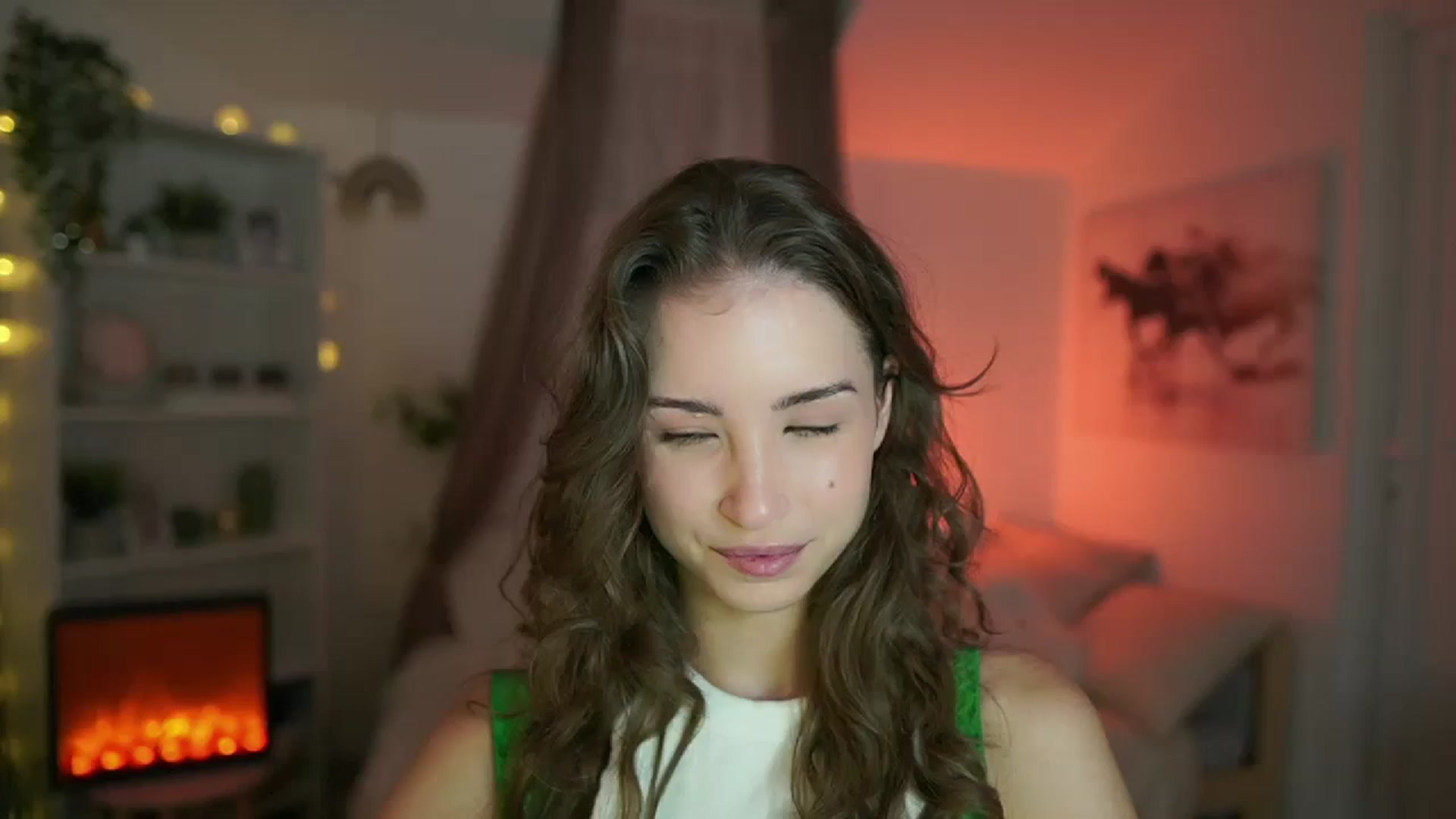 Gallery image thumbnail from Shy_jane's myfreecams stream on, 08/31/2024, 09:43 image 12 of 20