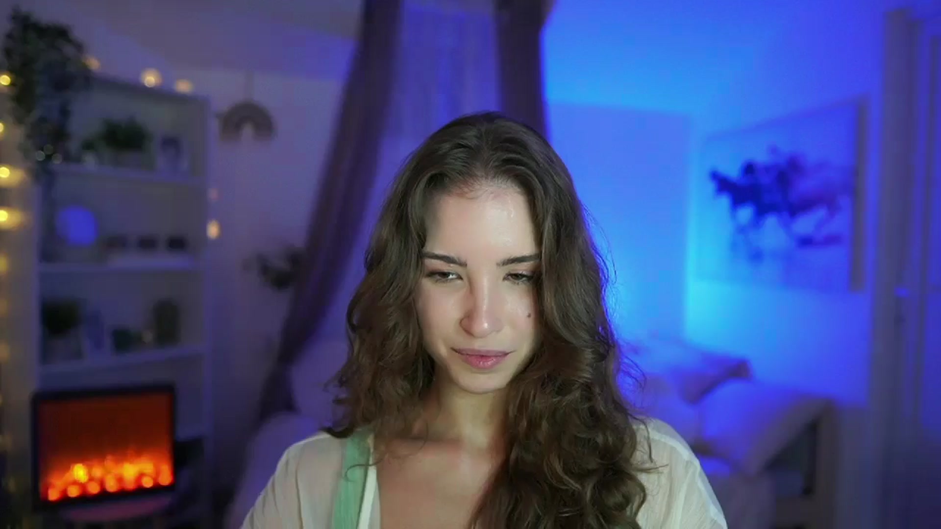 Gallery image thumbnail from Shy_jane's myfreecams stream on, 08/31/2024, 12:37 image 18 of 20