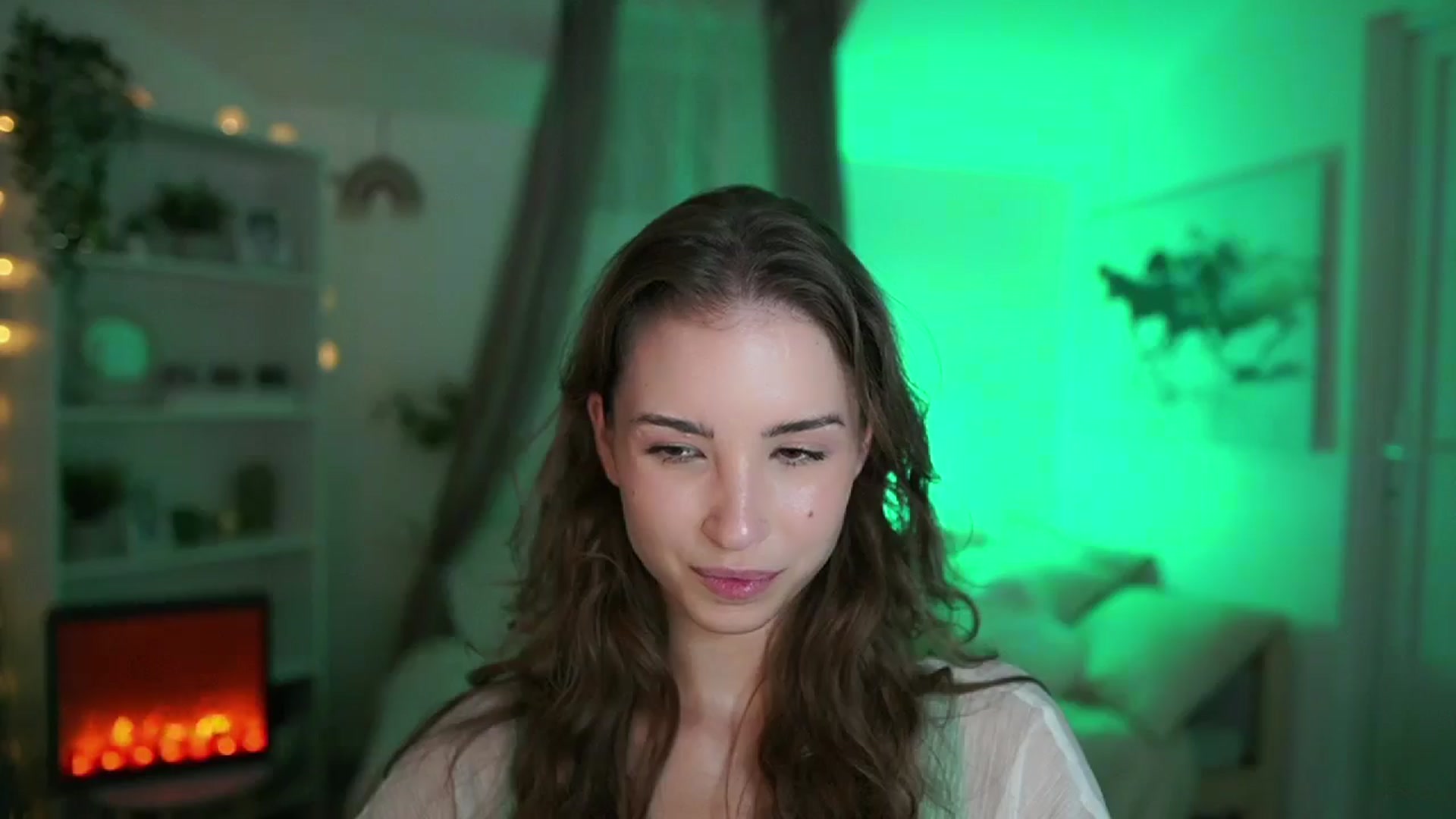 Gallery image thumbnail from Shy_jane's myfreecams stream on, 08/31/2024, 12:37 image 10 of 20
