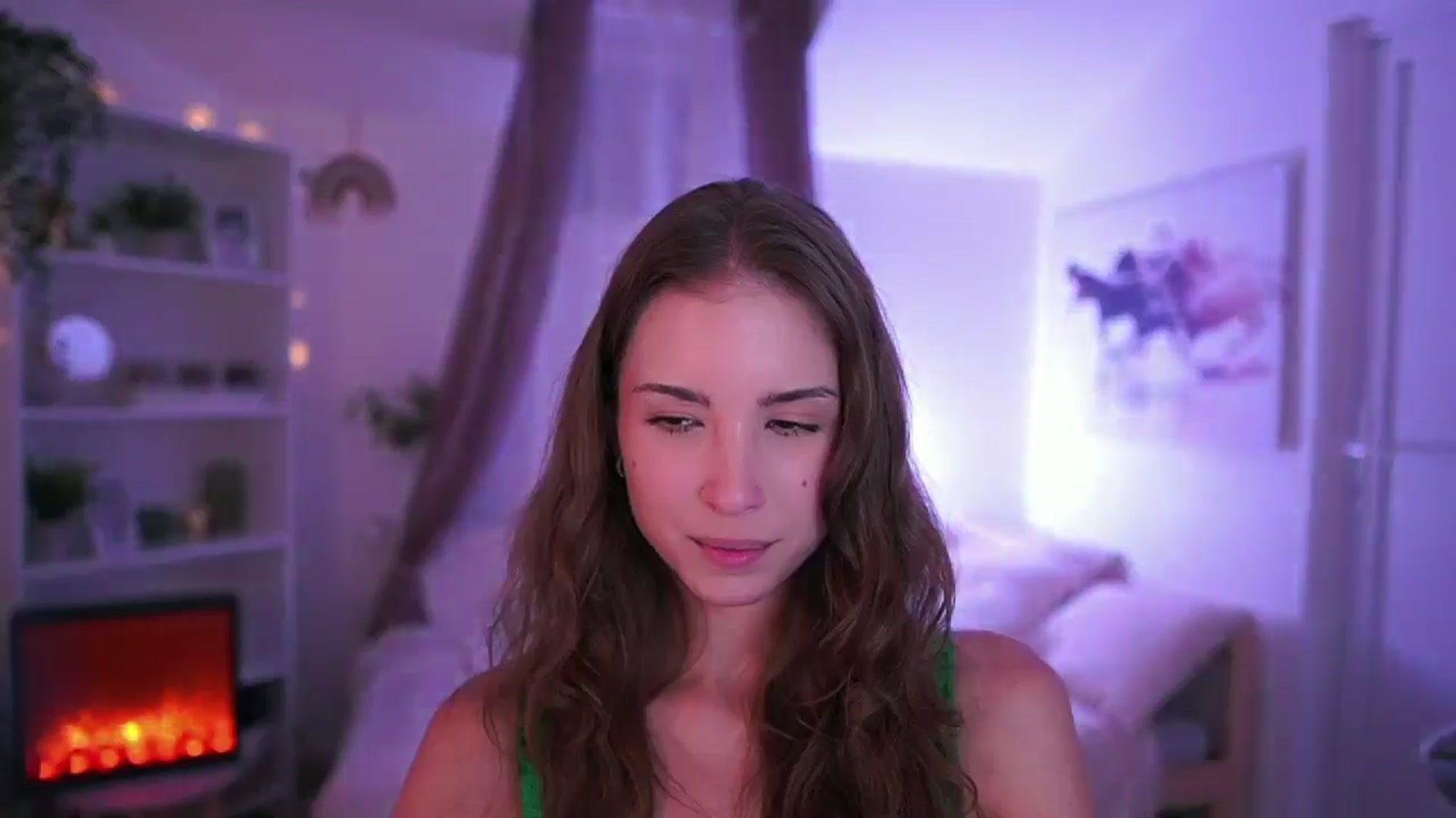 Gallery image thumbnail from Shy_jane's myfreecams stream on, 09/05/2024, 12:48 image 9 of 20
