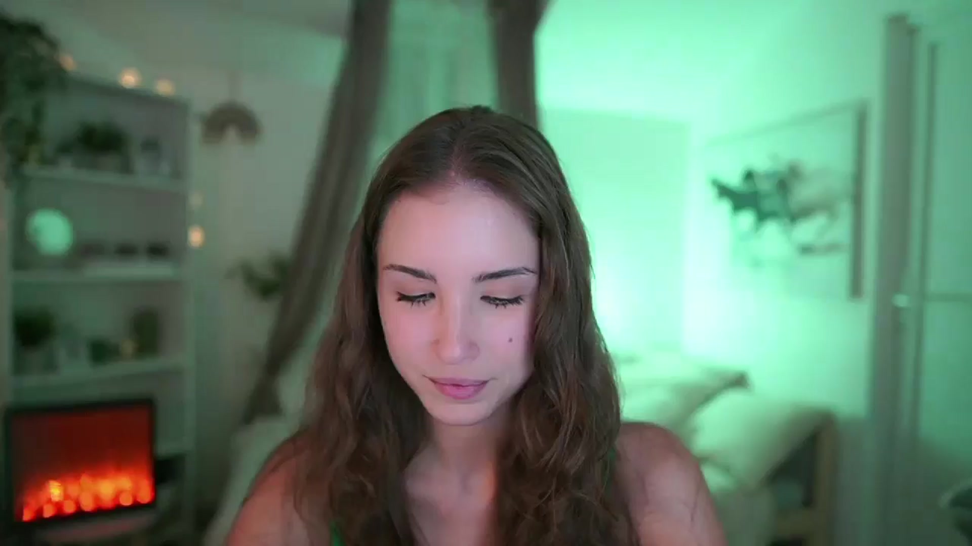 Gallery image thumbnail from Shy_jane's myfreecams stream on, 09/05/2024, 12:48 image 2 of 20