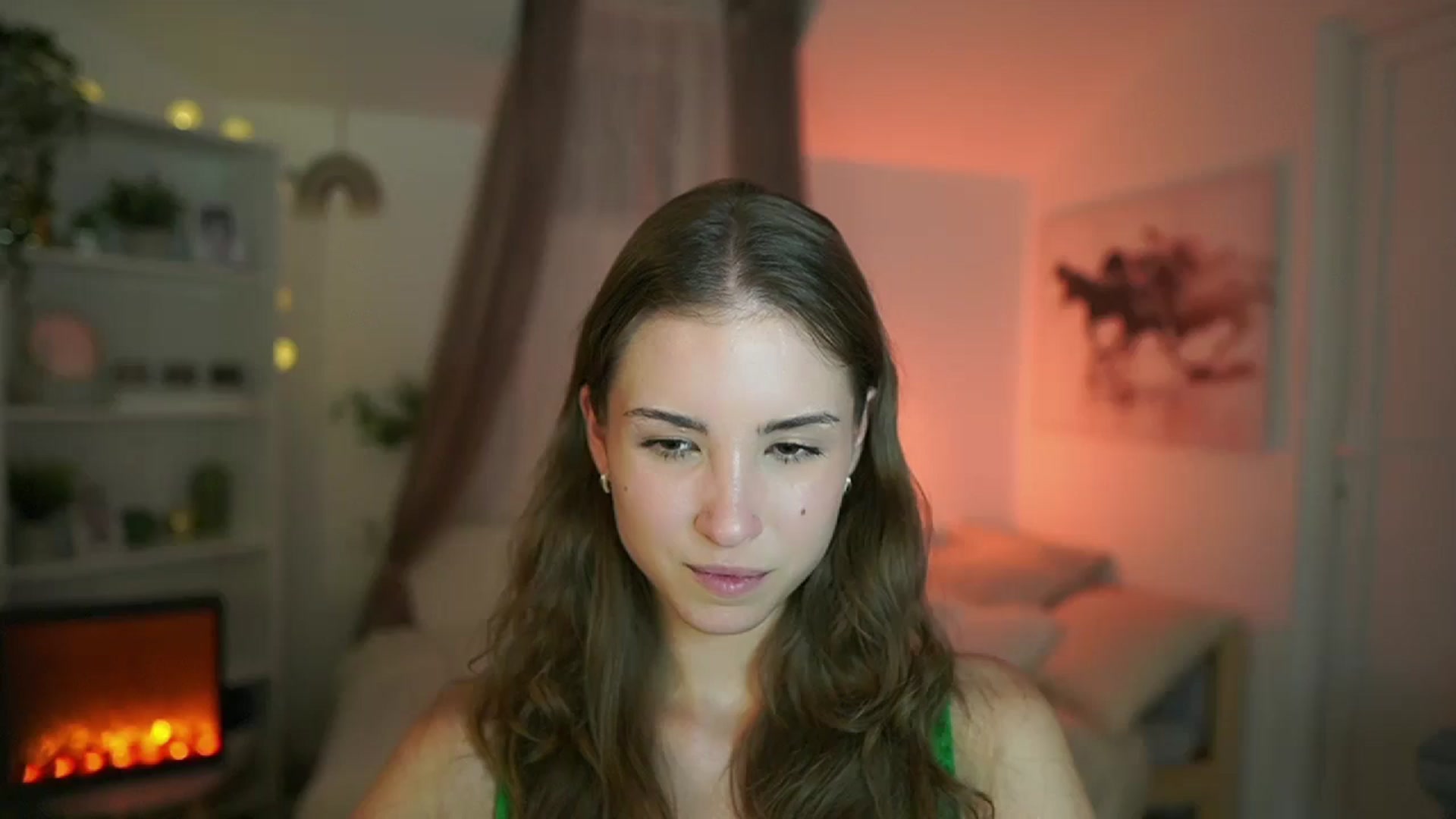 Gallery image thumbnail from Shy_jane's myfreecams stream on, 09/05/2024, 17:31 image 6 of 20