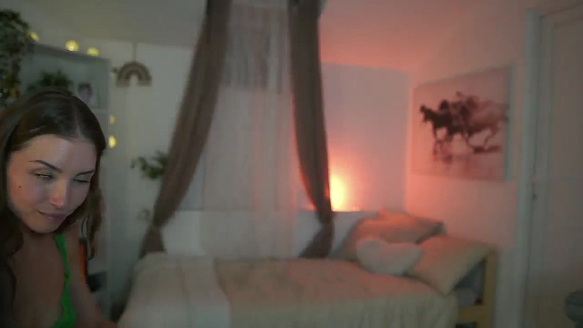 Gallery image thumbnail from Shy_jane's myfreecams stream on, 09/05/2024, 17:31 image 11 of 20