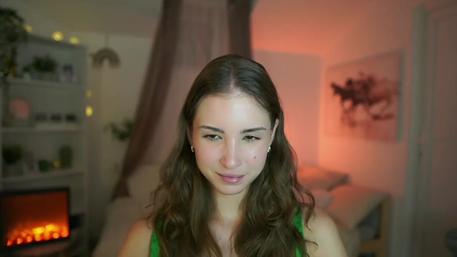 Gallery image thumbnail from Shy_jane's myfreecams stream on, 09/05/2024, 17:31 image 9 of 20