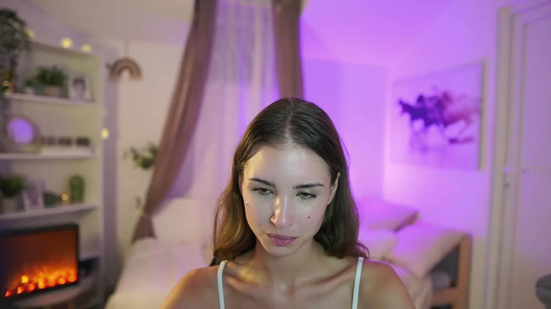 Gallery image thumbnail from Shy_jane's myfreecams stream on, 09/12/2024, 16:49 image 10 of 20