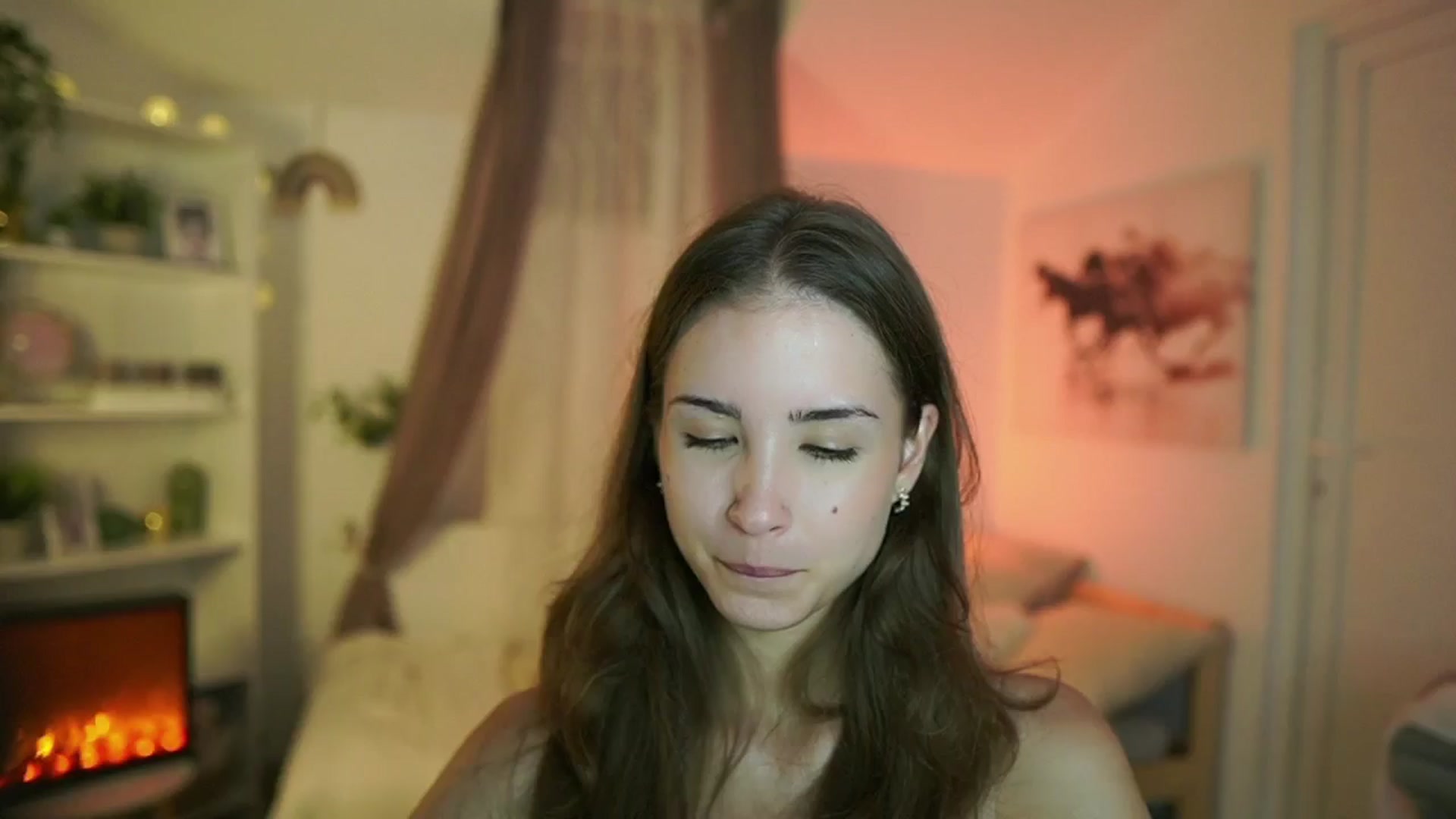 Gallery image thumbnail from Shy_jane's myfreecams stream on, 09/16/2024, 13:13 image 12 of 20