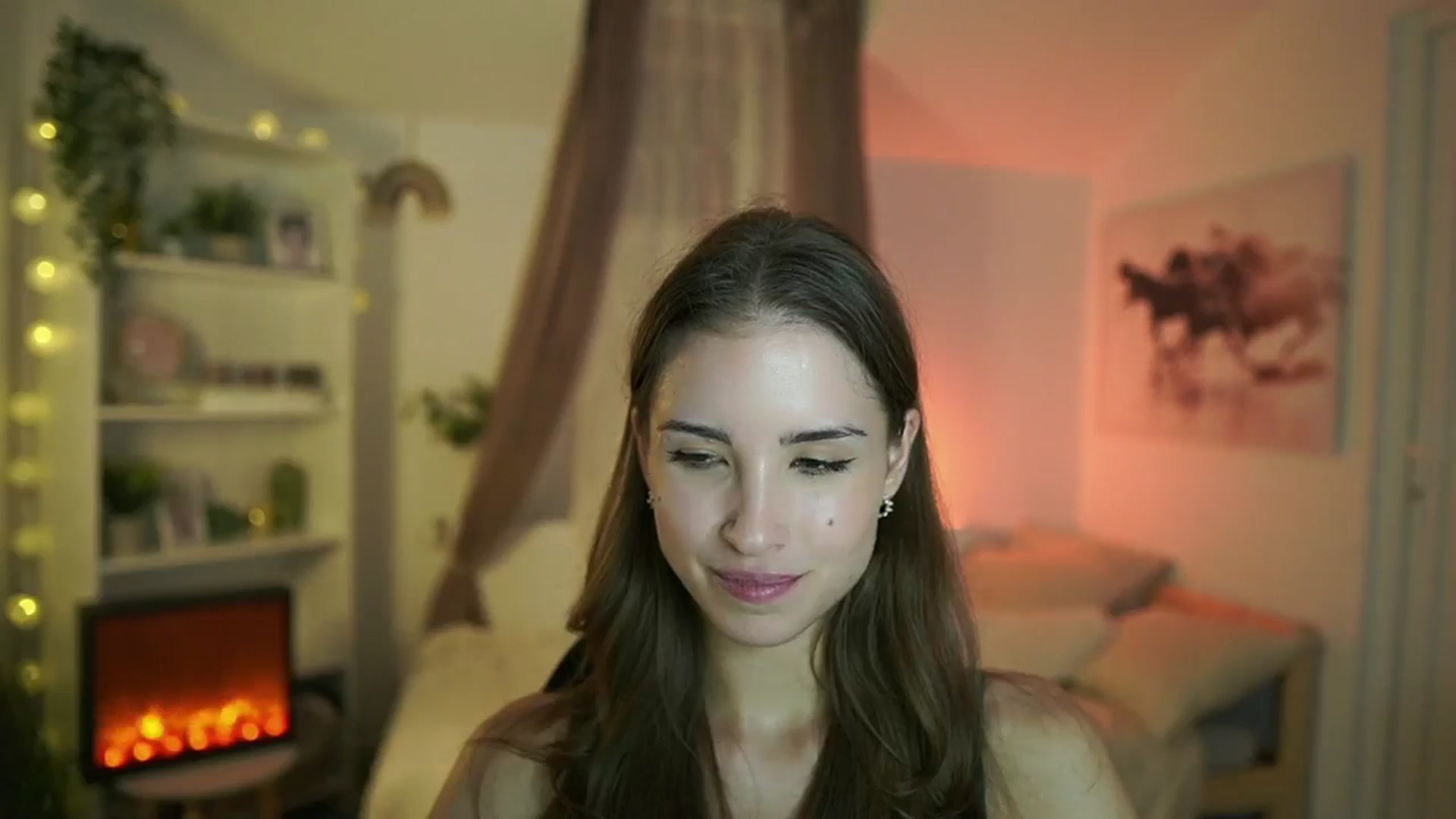 Gallery image thumbnail from Shy_jane's myfreecams stream on, 09/17/2024, 14:00 image 17 of 20