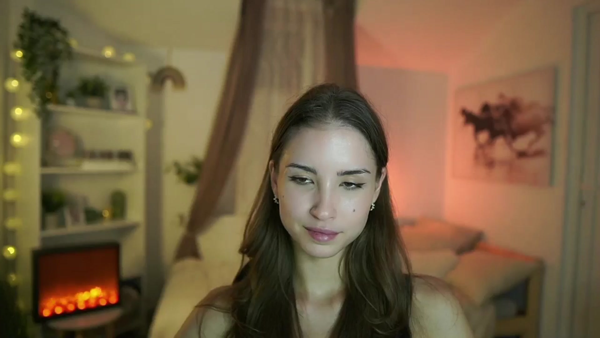 Gallery image thumbnail from Shy_jane's myfreecams stream on, 09/17/2024, 14:00 image 15 of 20