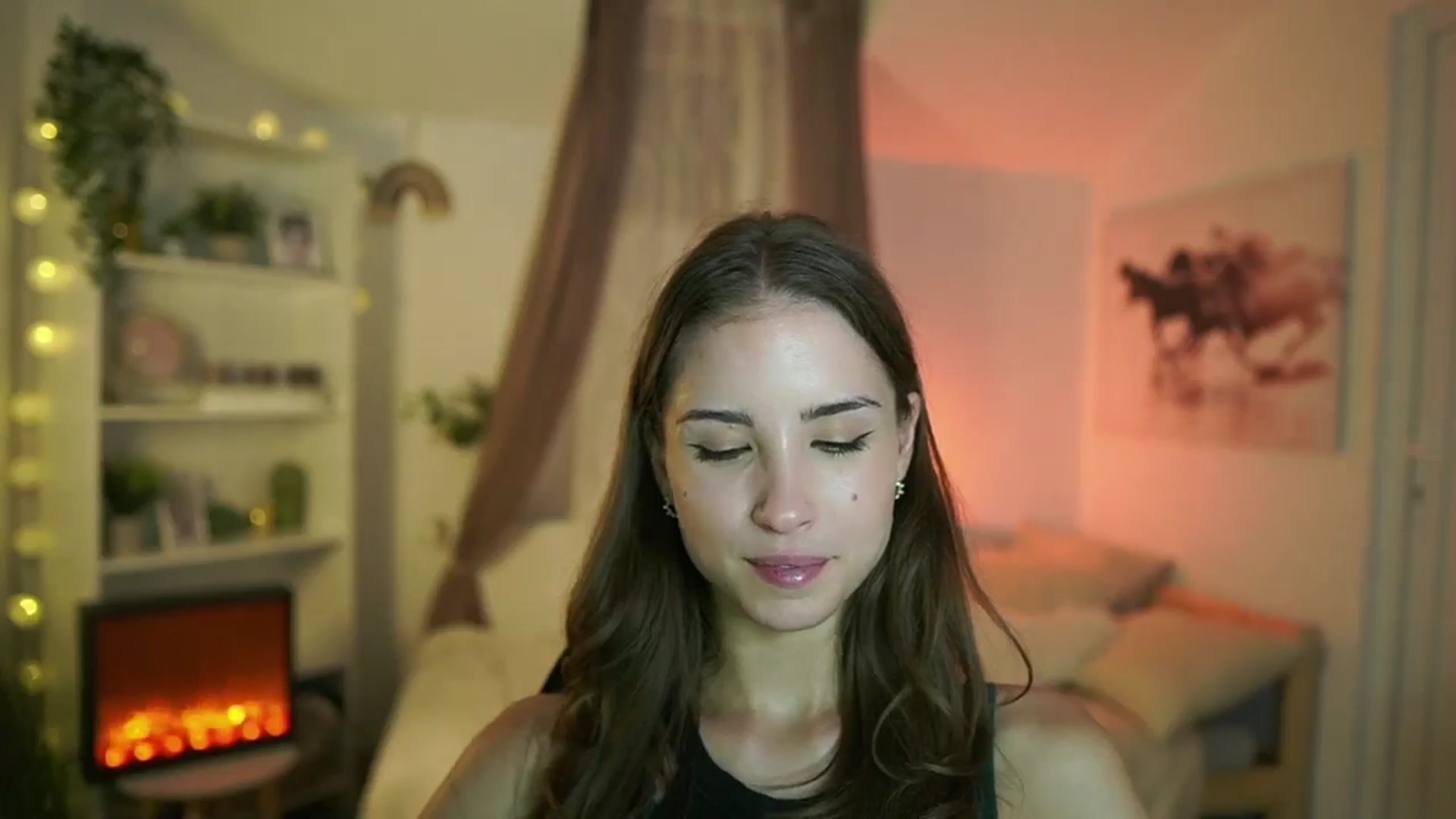 Gallery image thumbnail from Shy_jane's myfreecams stream on, 09/17/2024, 15:32 image 10 of 20