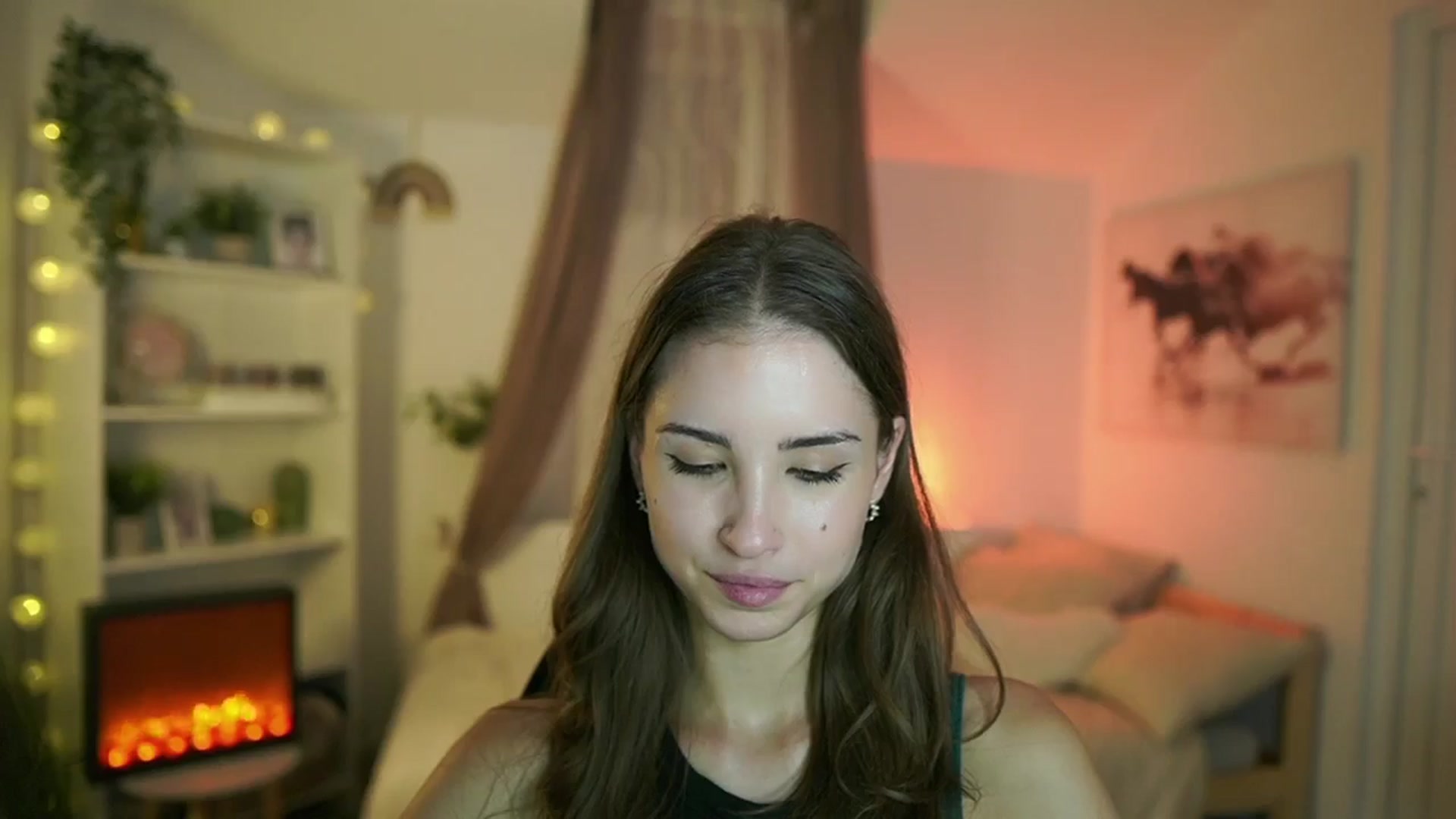 Gallery image thumbnail from Shy_jane's myfreecams stream on, 09/17/2024, 15:32 image 3 of 20