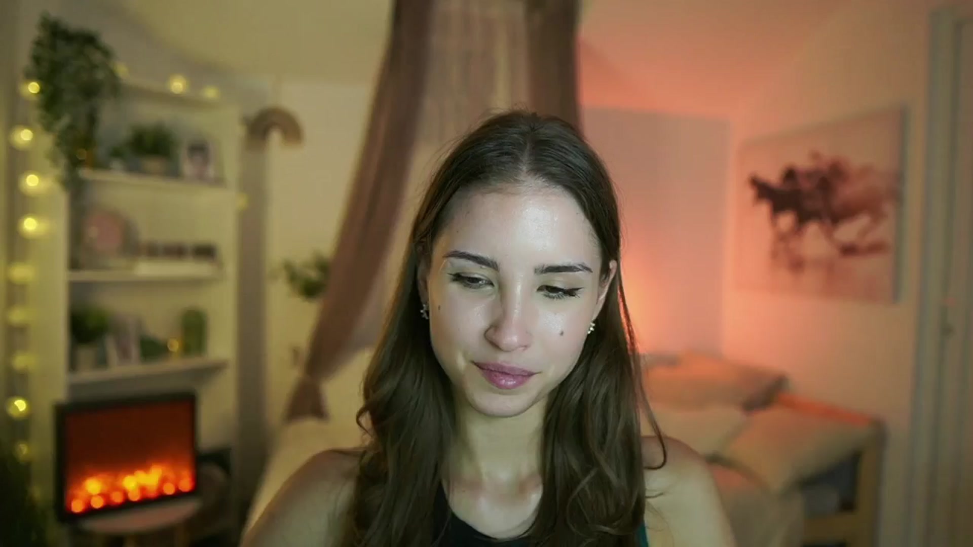 Gallery image thumbnail from Shy_jane's myfreecams stream on, 09/17/2024, 15:32 image 7 of 20