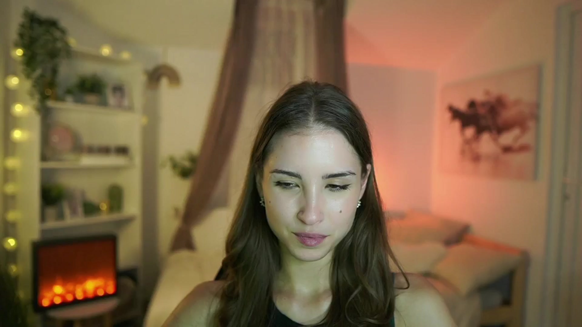 Gallery image thumbnail from Shy_jane's myfreecams stream on, 09/17/2024, 15:32 image 9 of 20